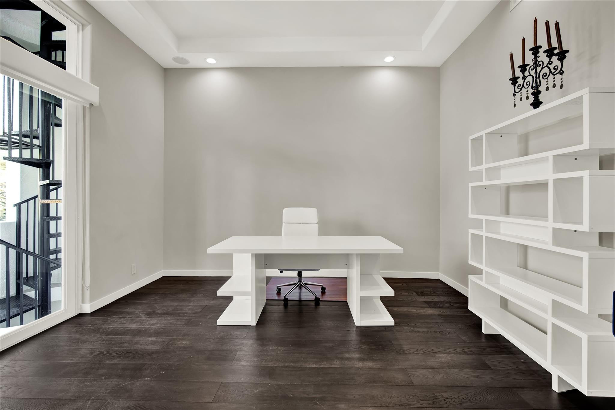 VILLAS AT RED REEF CONDO - Residential Lease