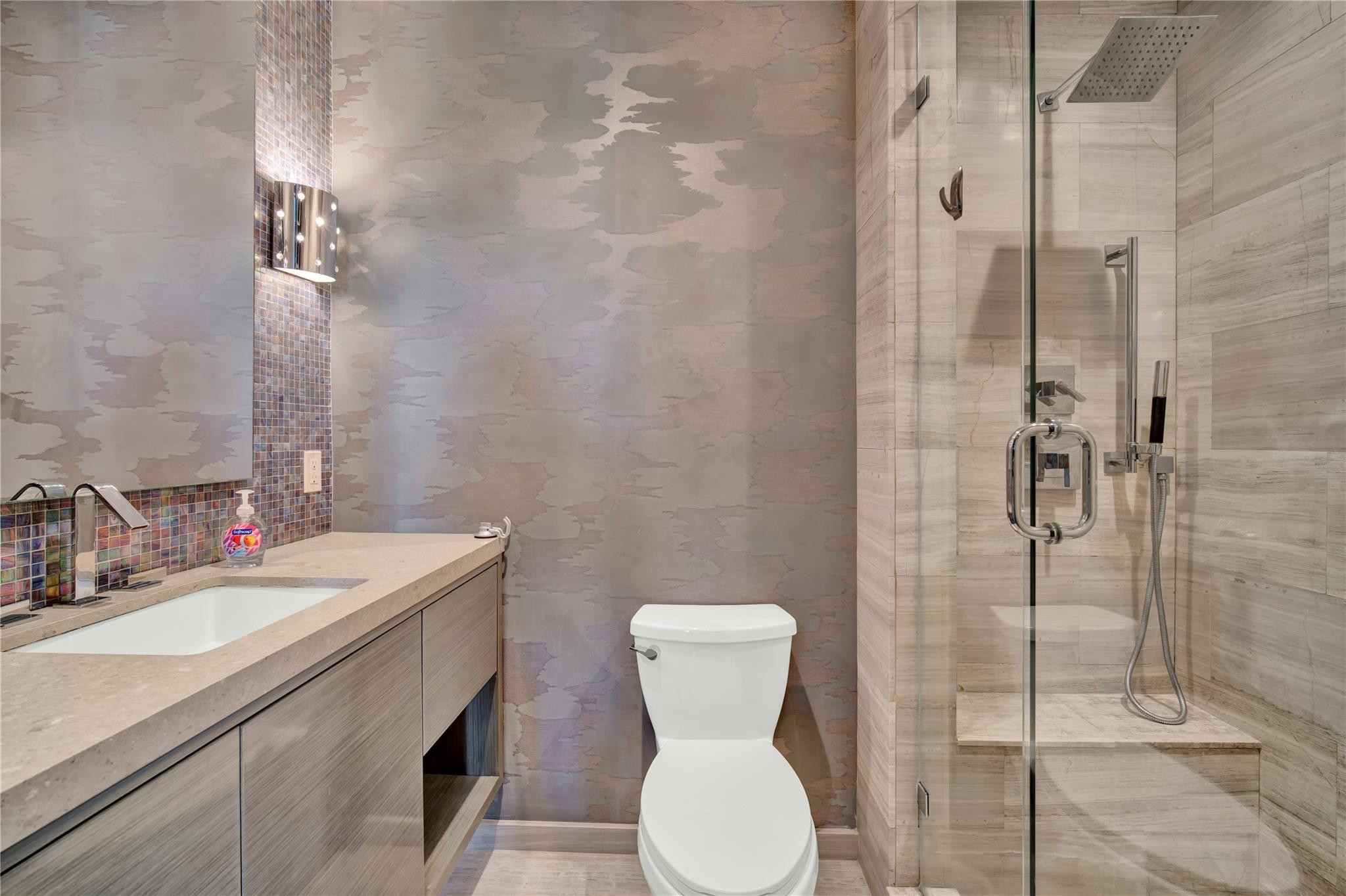 VILLAS AT RED REEF CONDO - Residential Lease