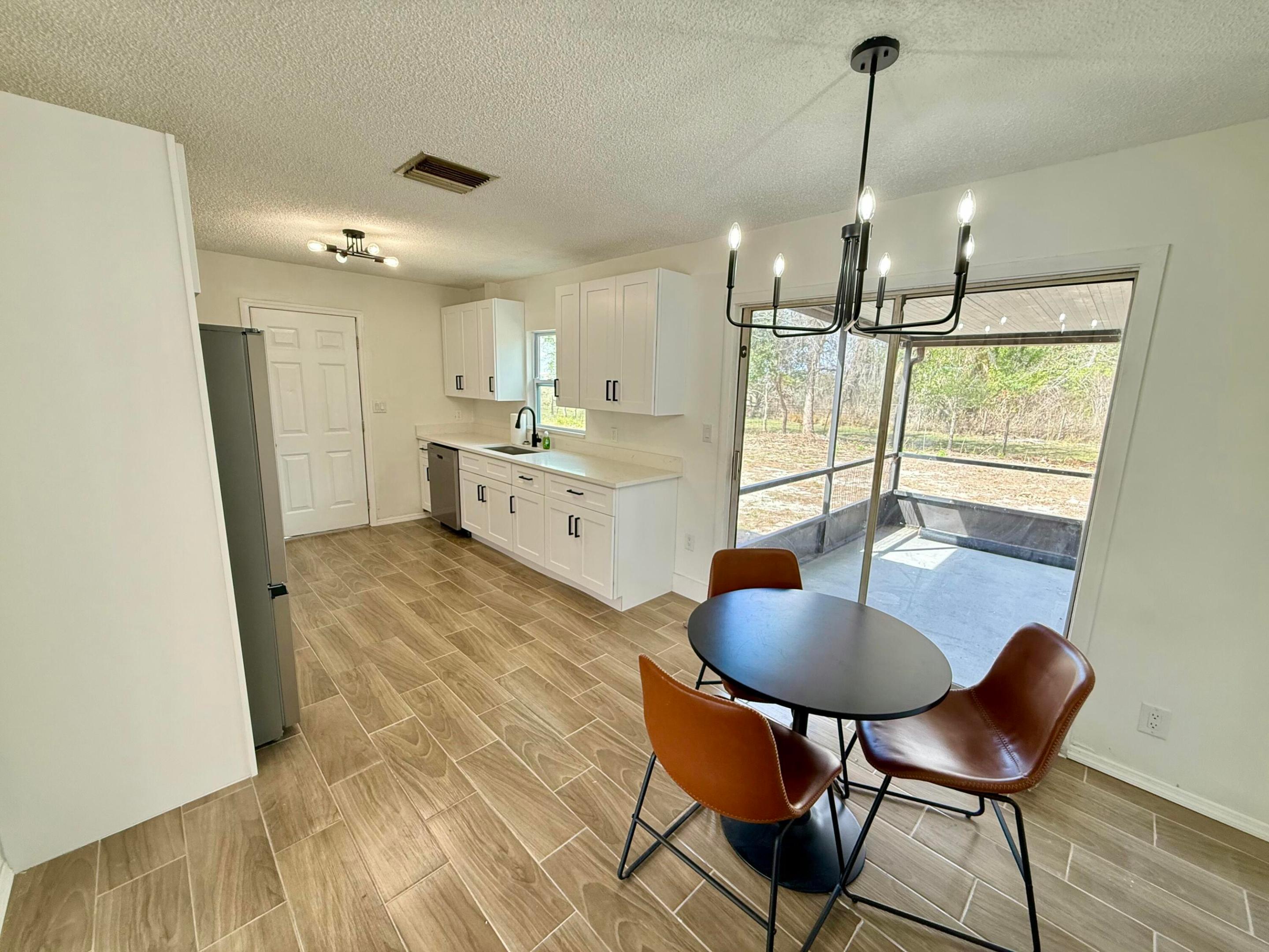 VACATION EST - Residential