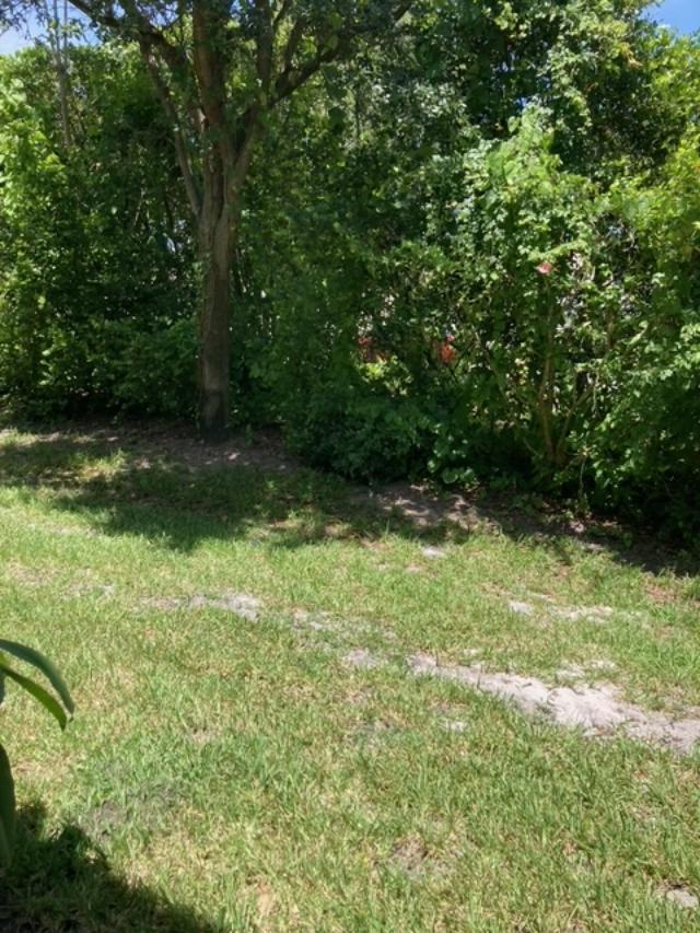 LEXINGTON LAKES - Residential