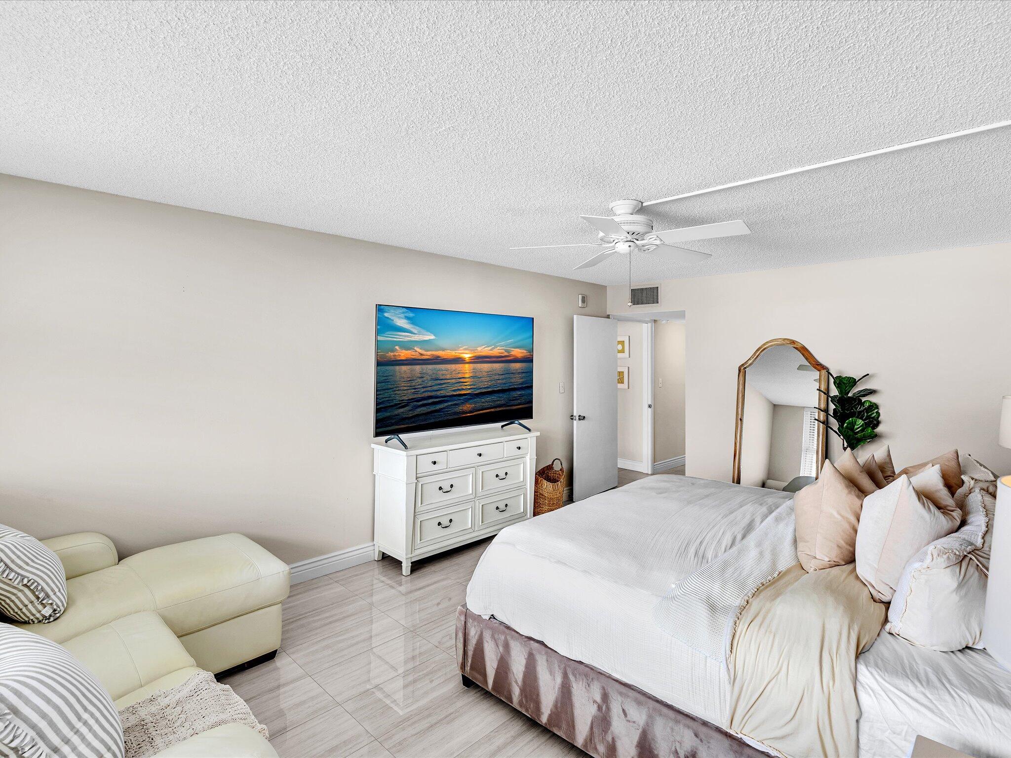 OPAL TOWERS WEST CONDO - Residential