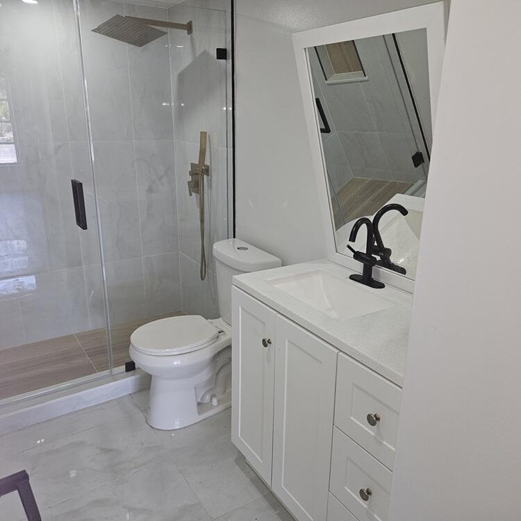 MANORS OF INVERRARY XII - Residential Lease