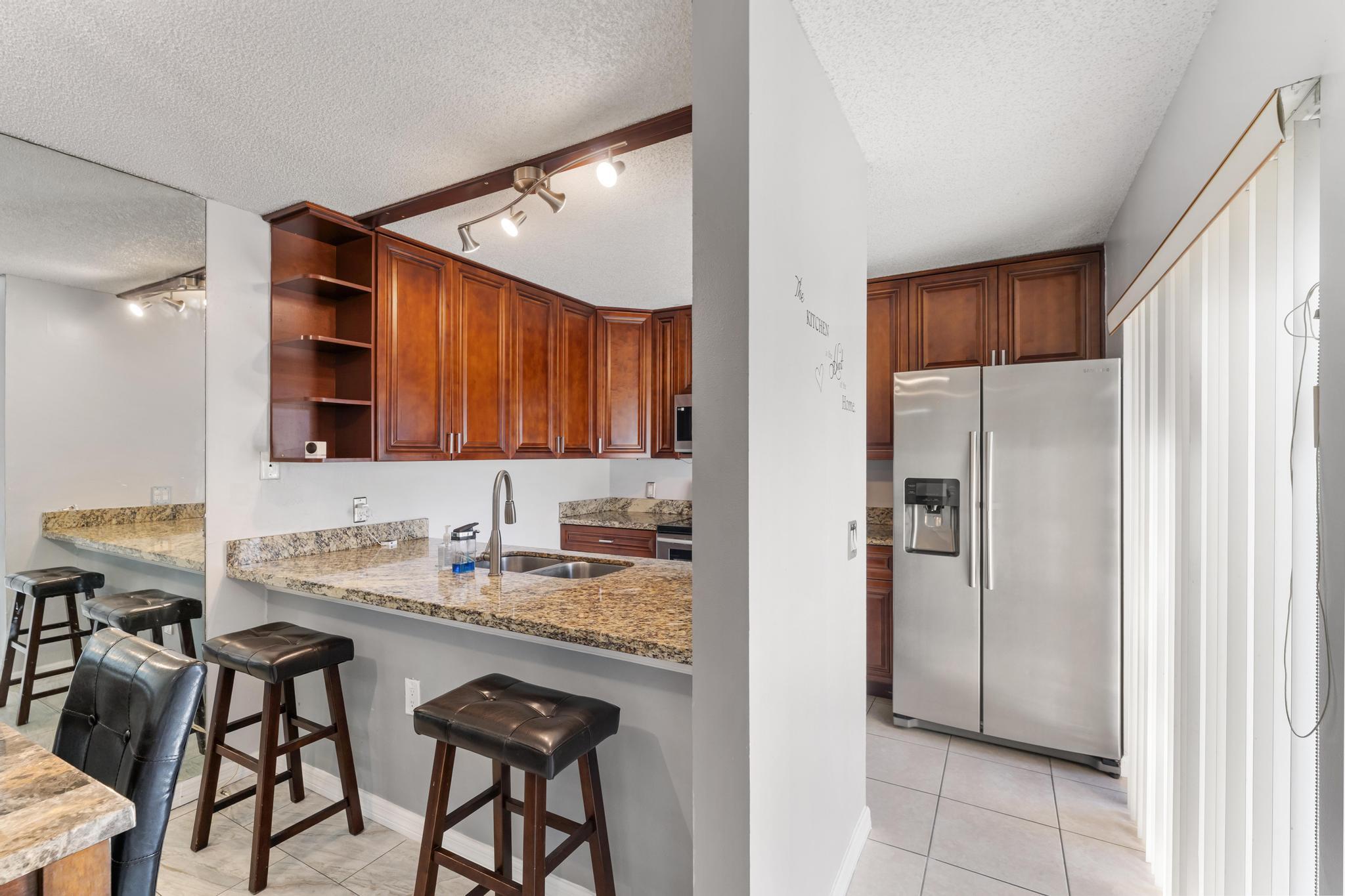 VILLAGE OF SANDALWOOD LAKES 2 - Residential Lease