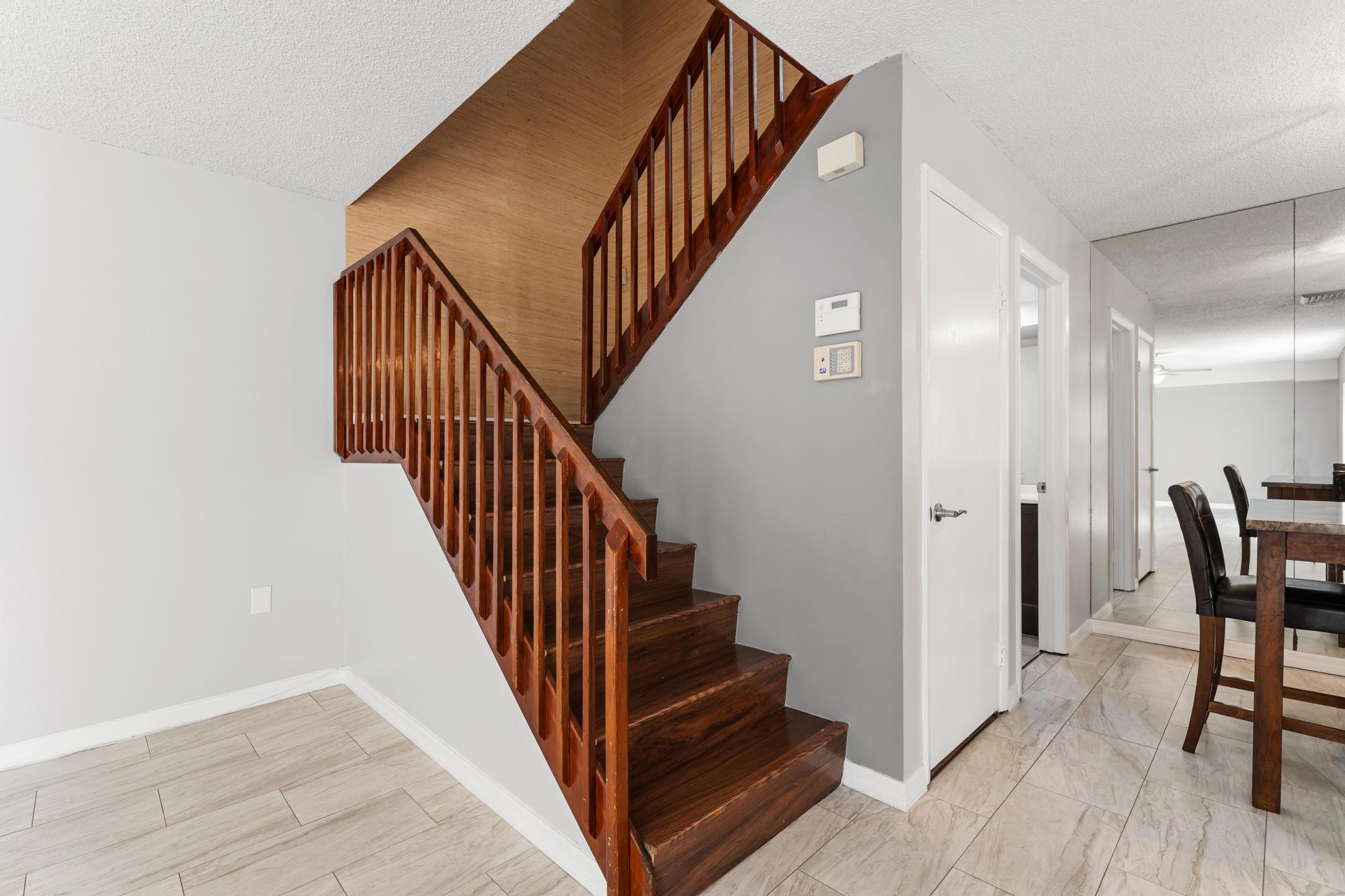 VILLAGE OF SANDALWOOD LAKES 2 - Residential Lease
