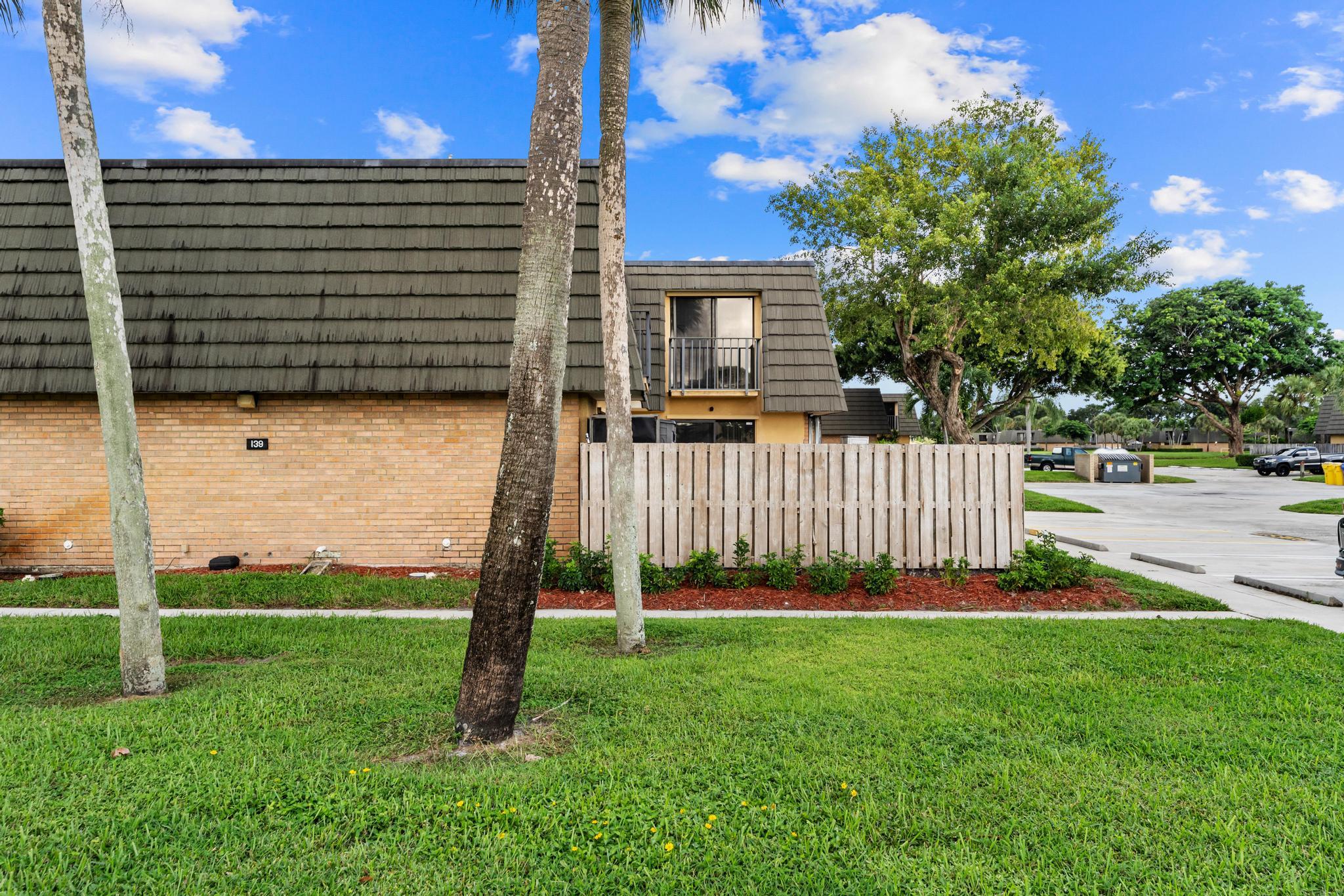 VILLAGE OF SANDALWOOD LAKES 2 - Residential Lease