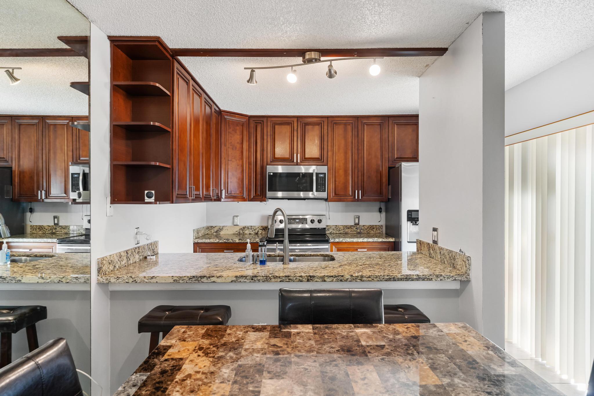 VILLAGE OF SANDALWOOD LAKES 2 - Residential Lease