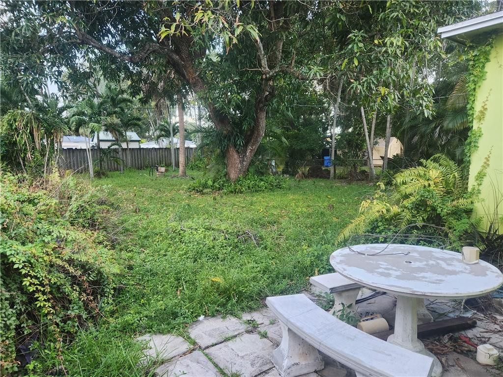 White Acres 19-33 B - Residential