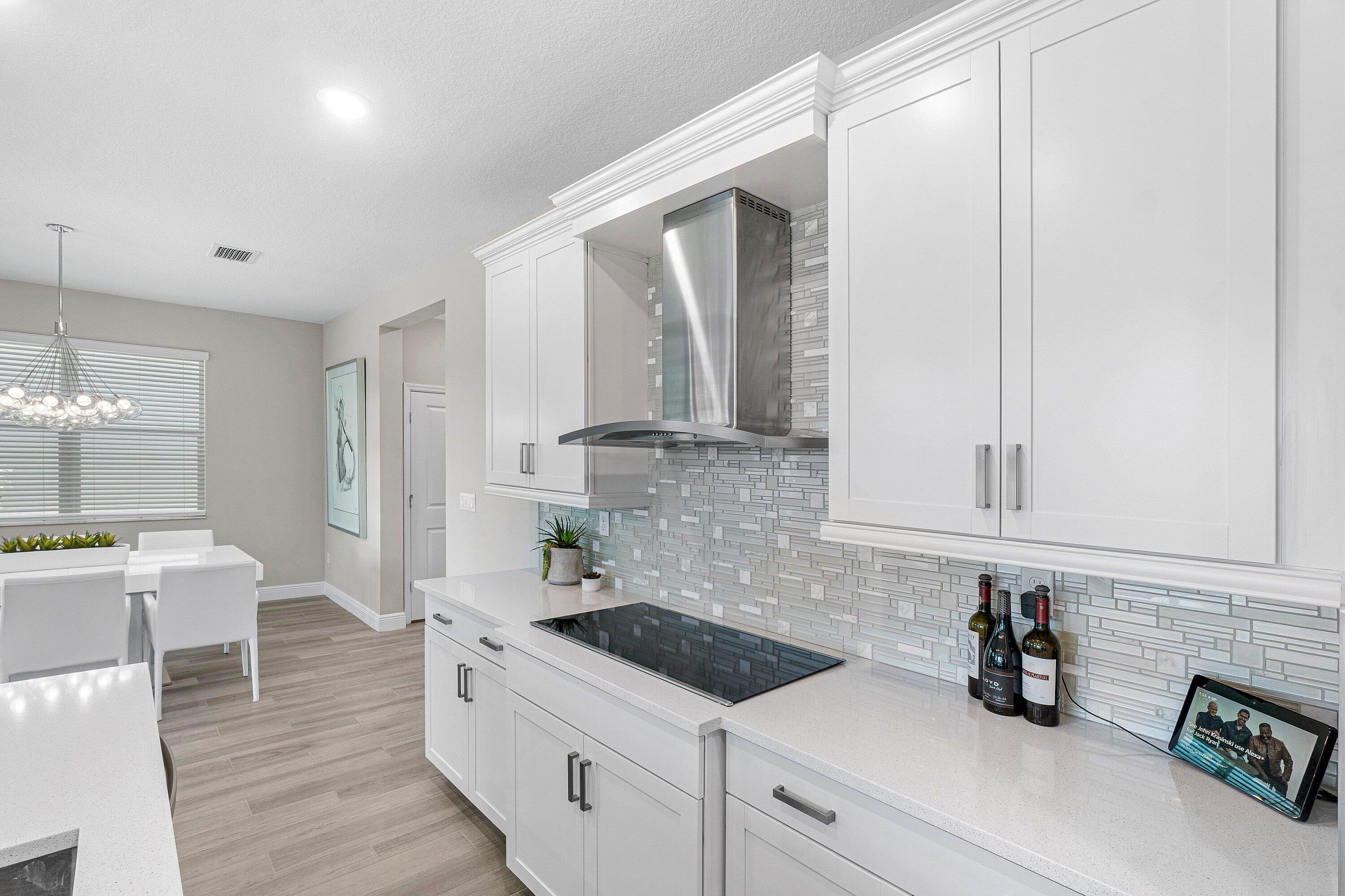 CRYSTAL LAKE 1ST SEC - Residential