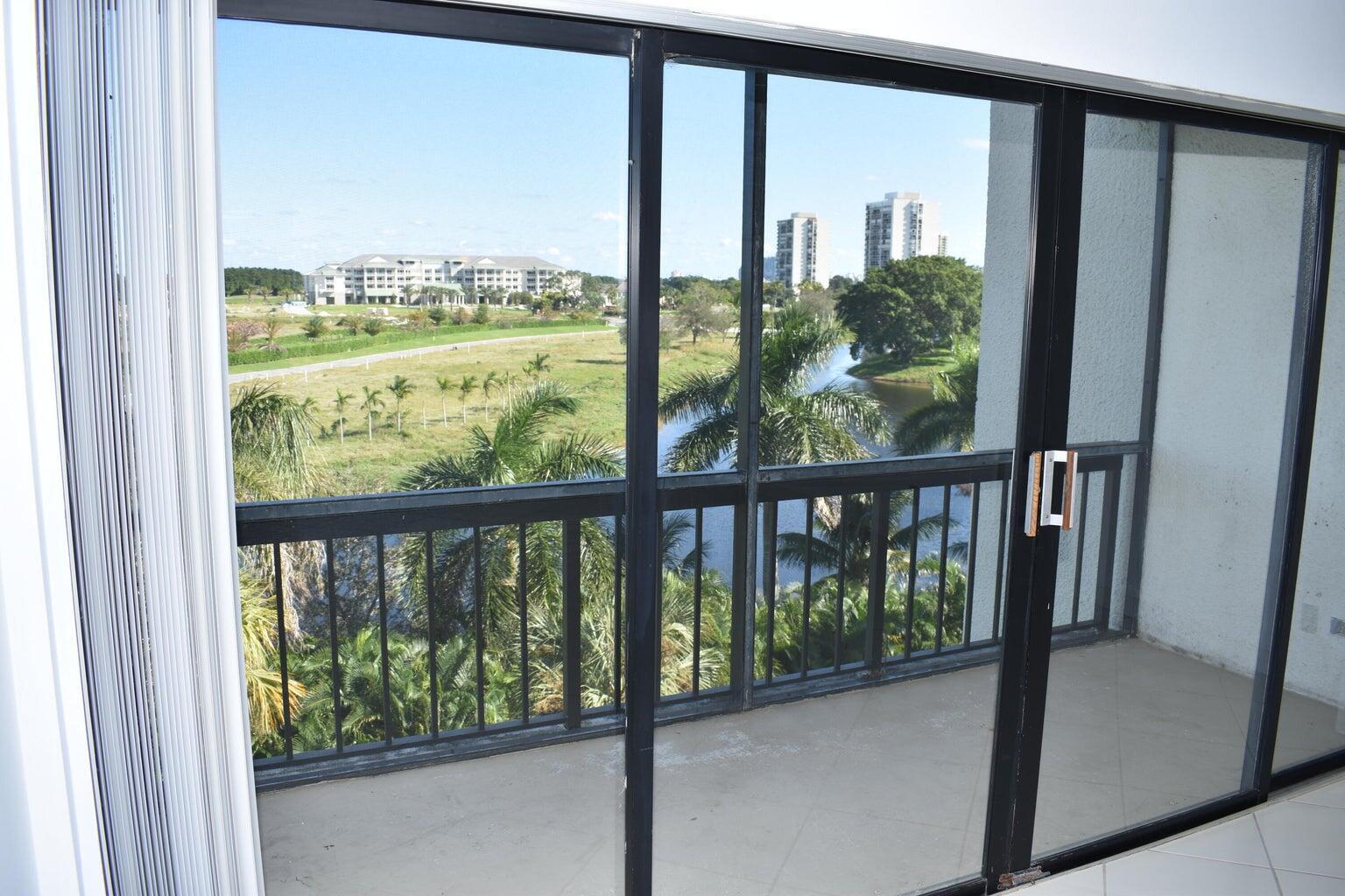 LANDS OF THE PRESIDENT CONDO 8 - Residential Lease