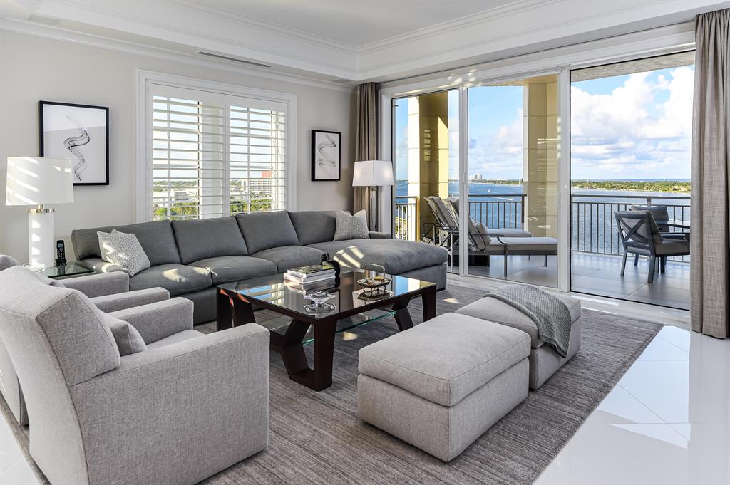 ONE WATERMARK PLACE OF THE PALM BEACHES - Residential