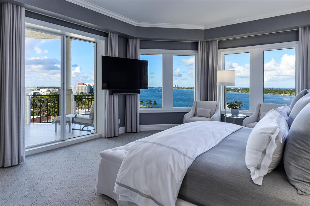 ONE WATERMARK PLACE OF THE PALM BEACHES - Residential