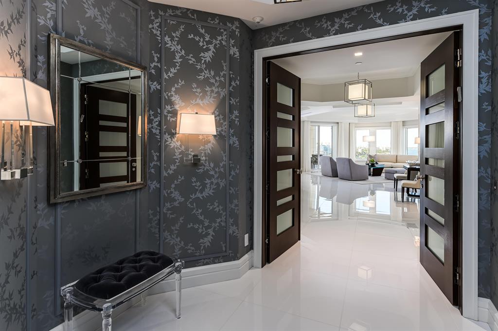 ONE WATERMARK PLACE OF THE PALM BEACHES - Residential