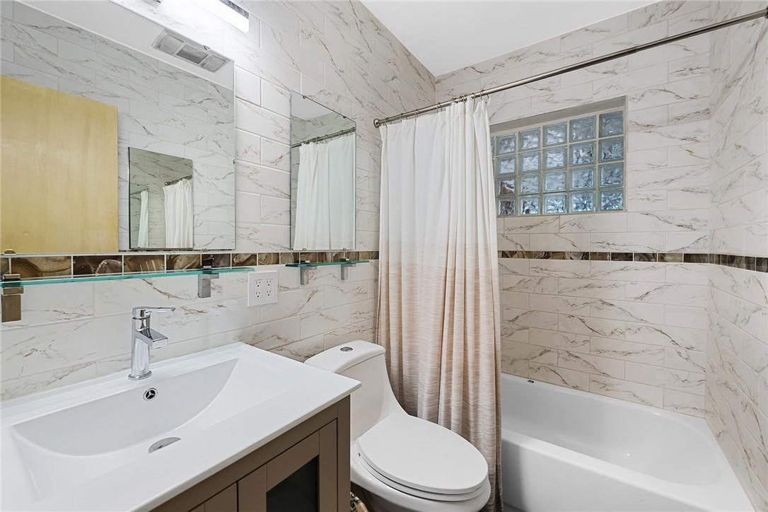 SNUG HARBOR - Residential