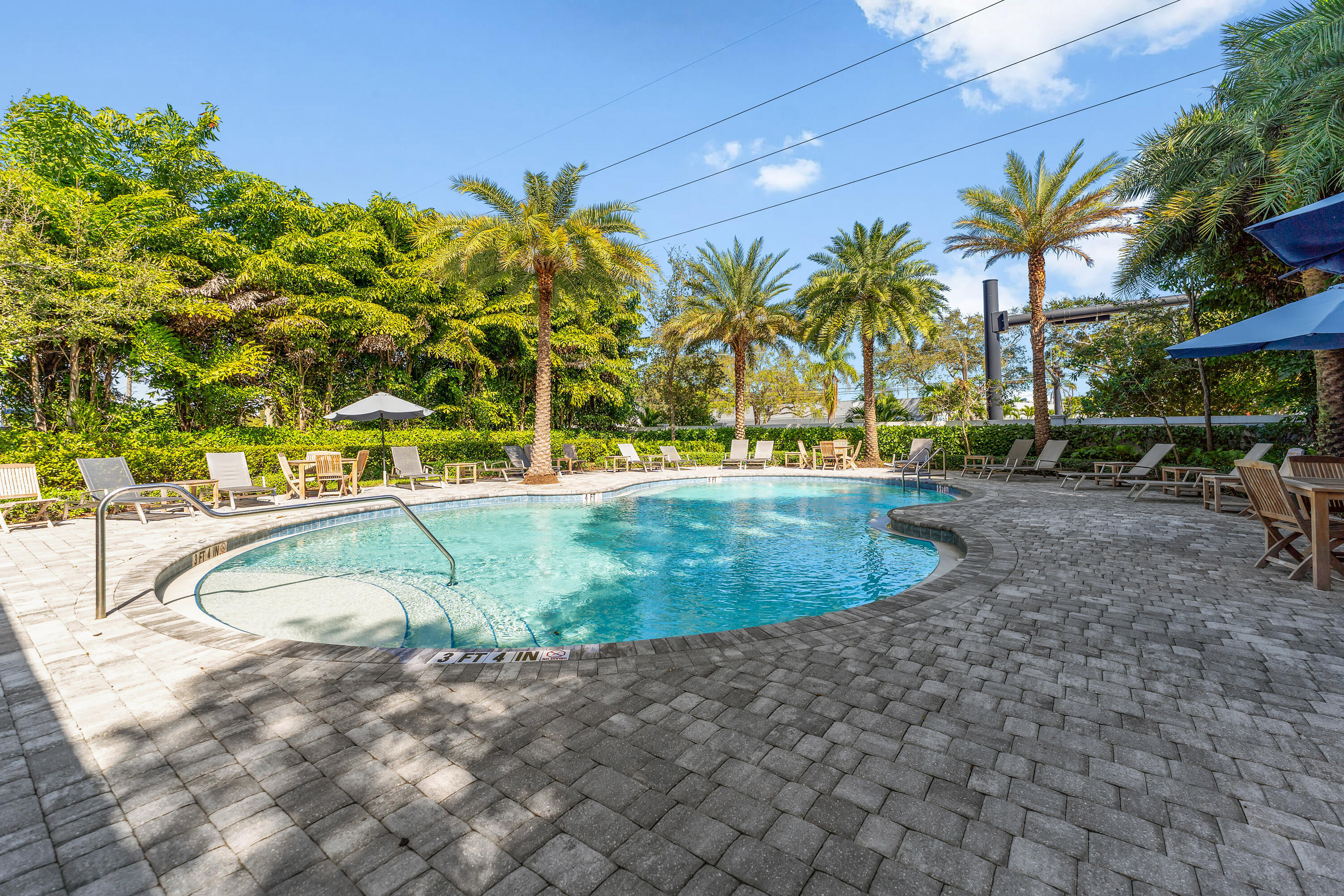 DEERFIELD CROSSING - Residential Lease