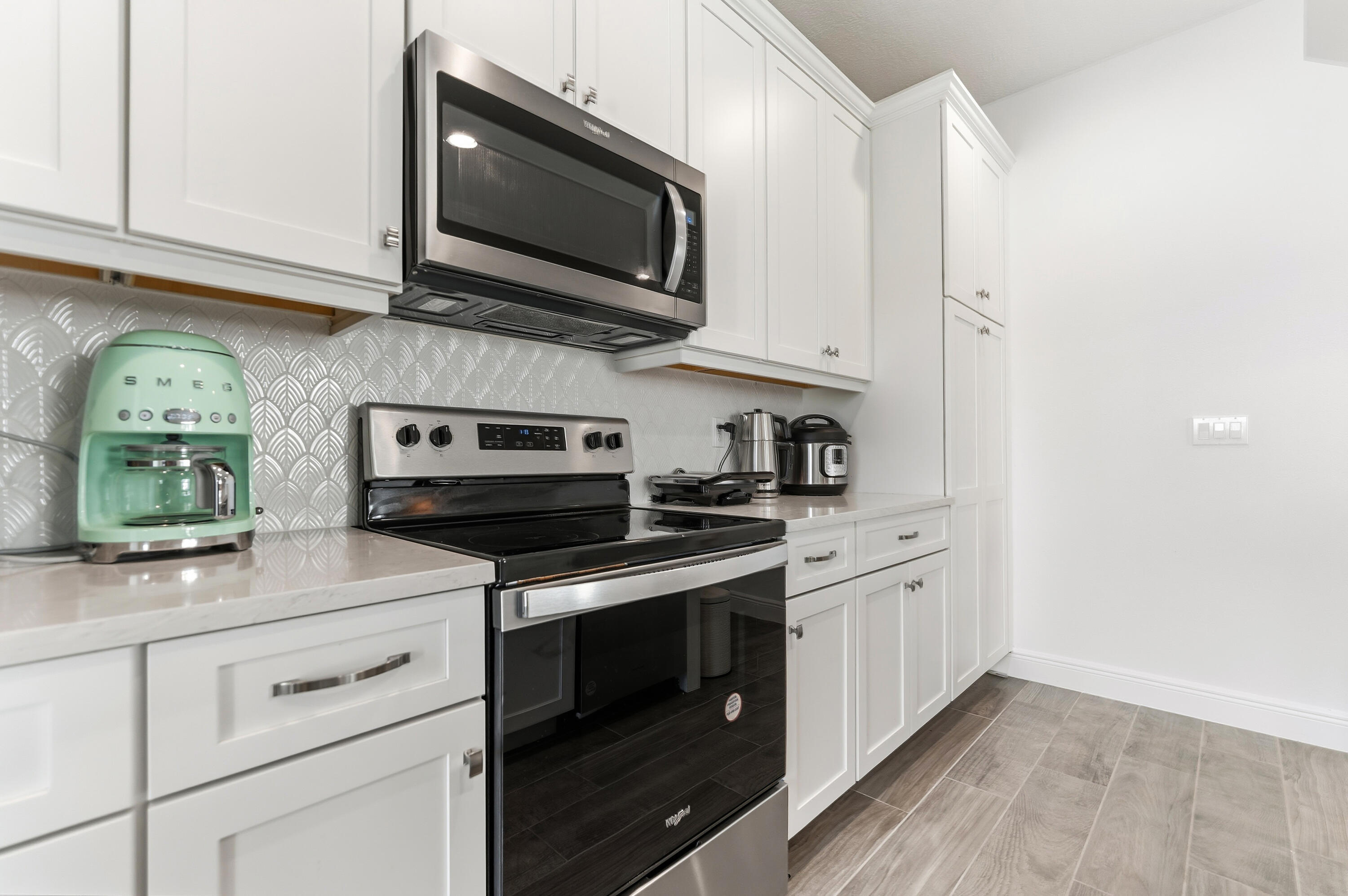 DEERFIELD CROSSING - Residential Lease