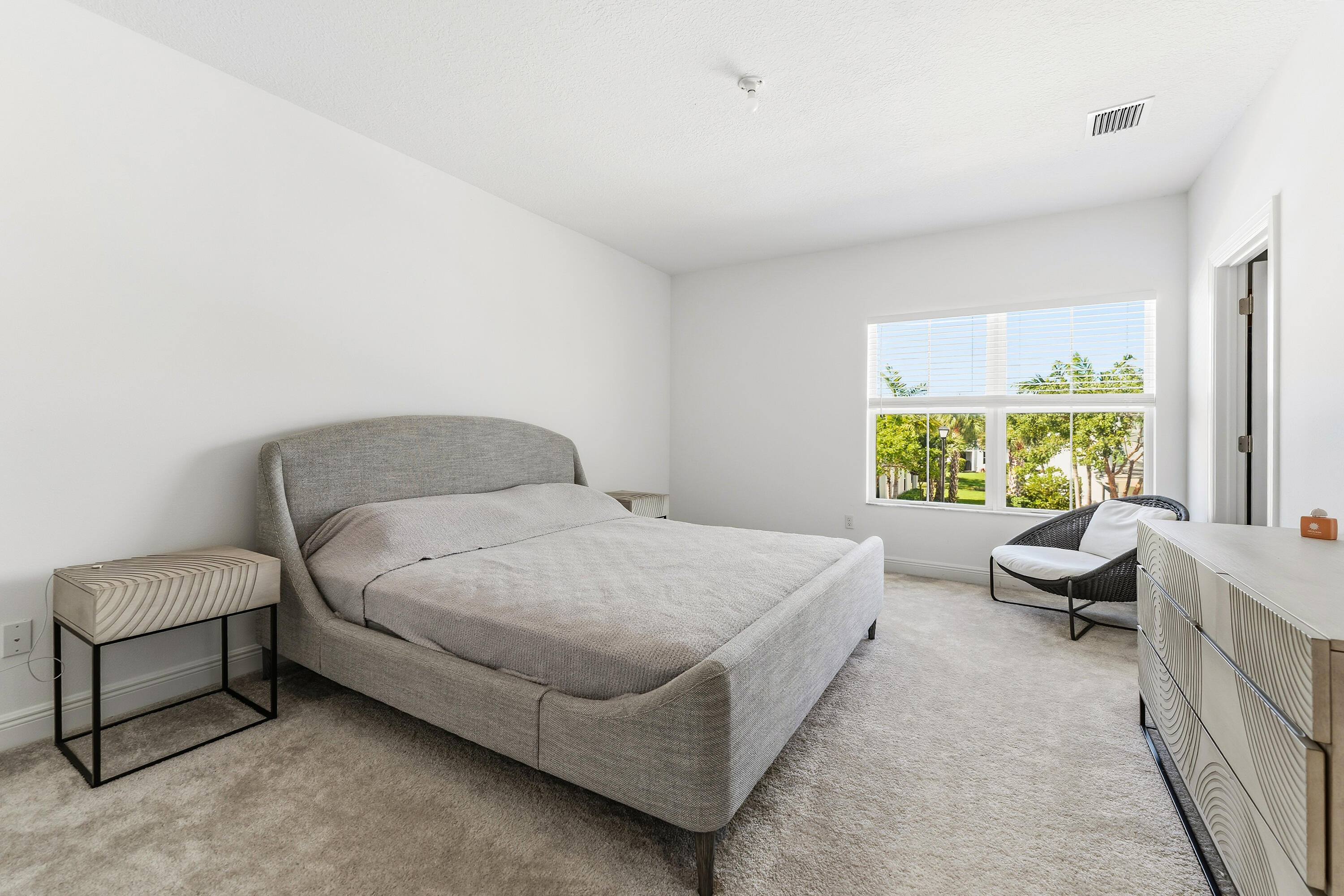DEERFIELD CROSSING - Residential Lease