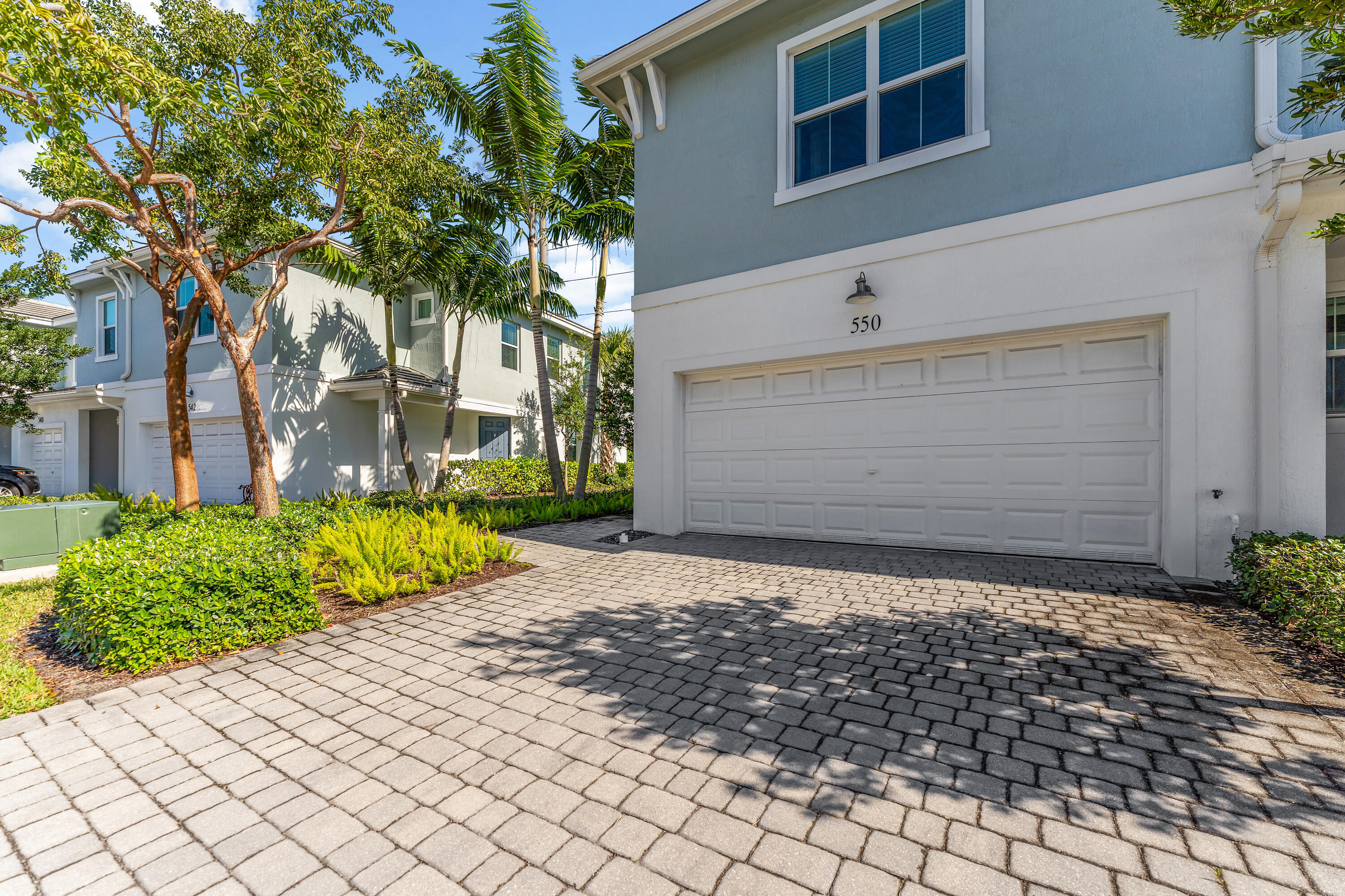 DEERFIELD CROSSING - Residential Lease