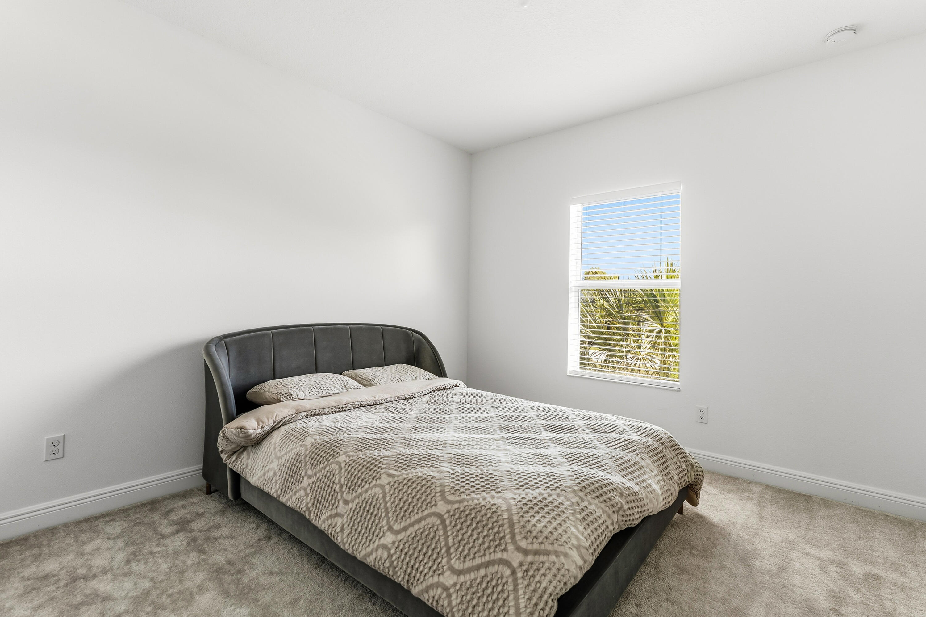 DEERFIELD CROSSING - Residential Lease