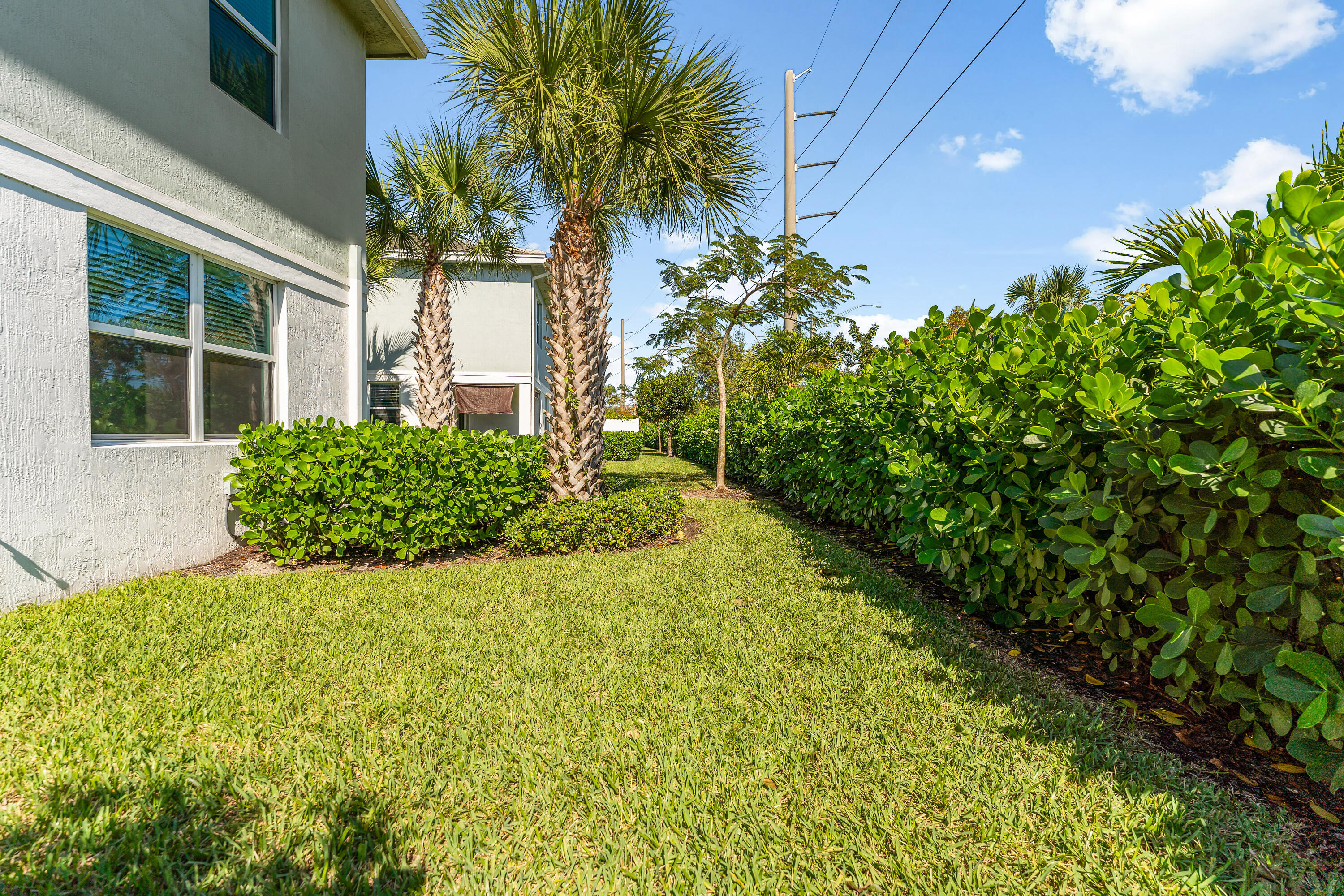 DEERFIELD CROSSING - Residential Lease