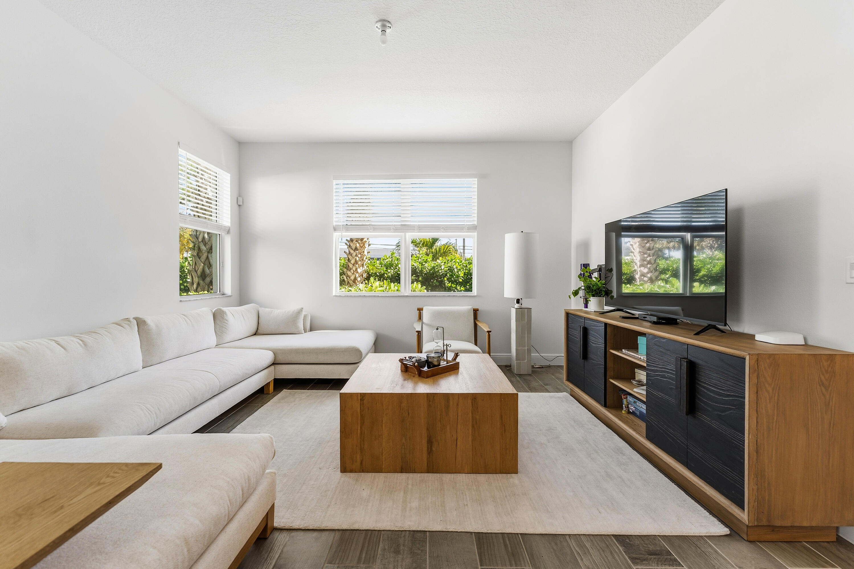 DEERFIELD CROSSING - Residential Lease