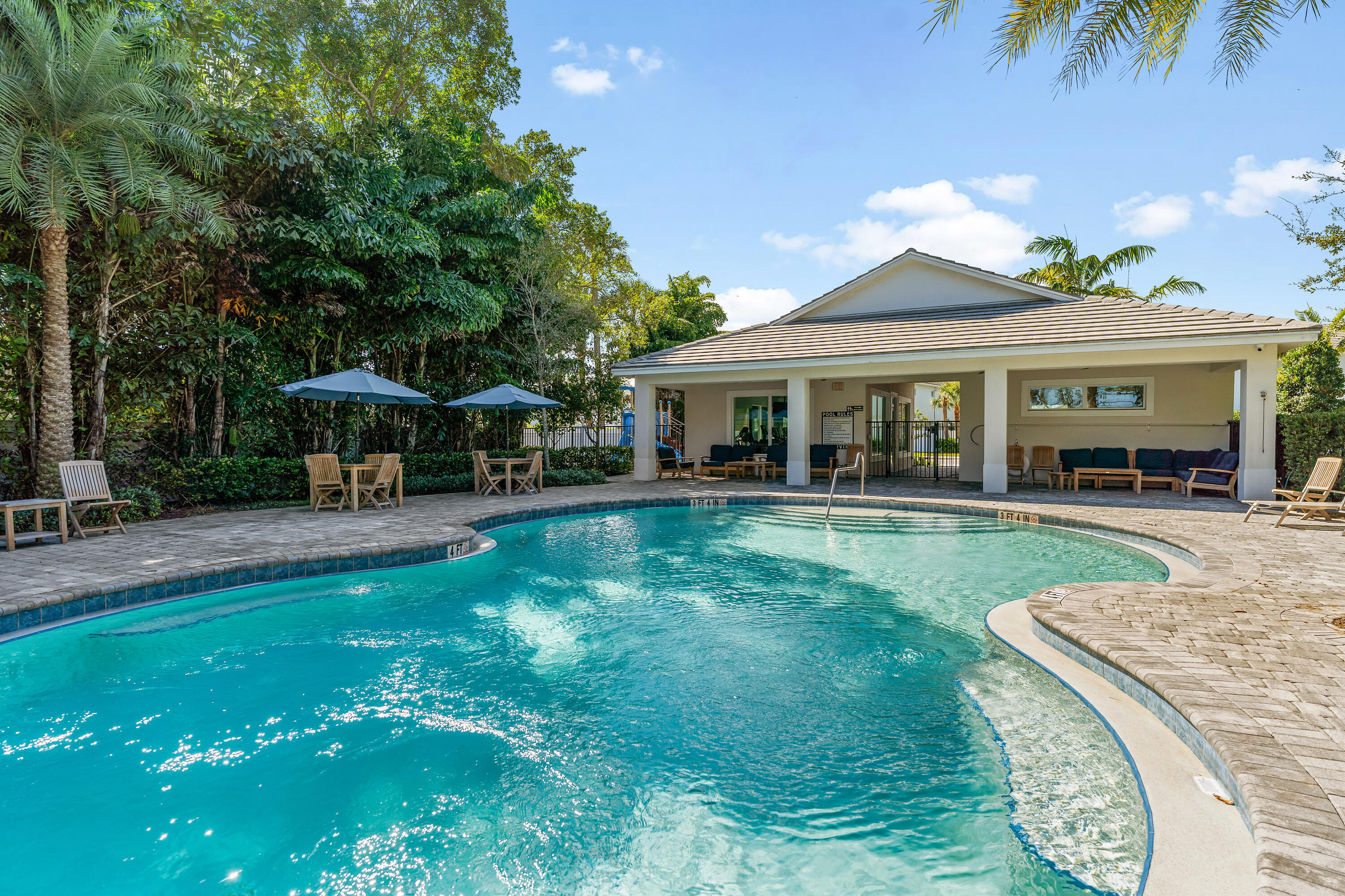 DEERFIELD CROSSING - Residential Lease