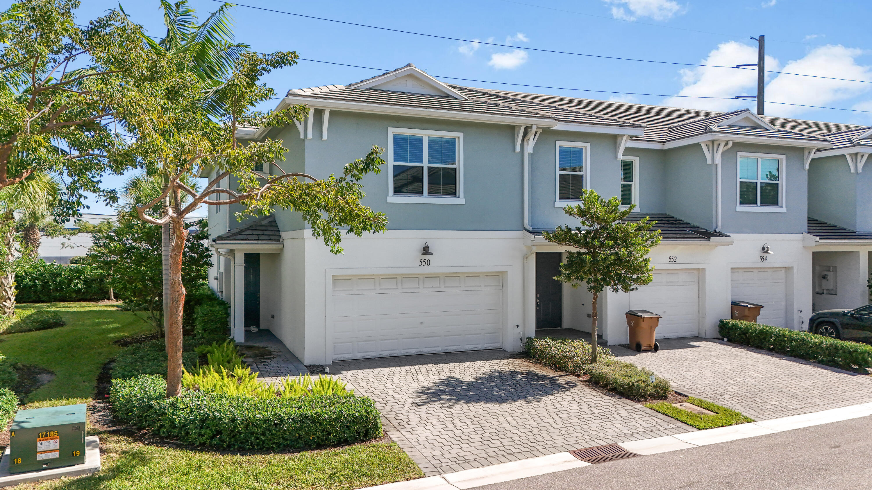 DEERFIELD CROSSING - Residential Lease