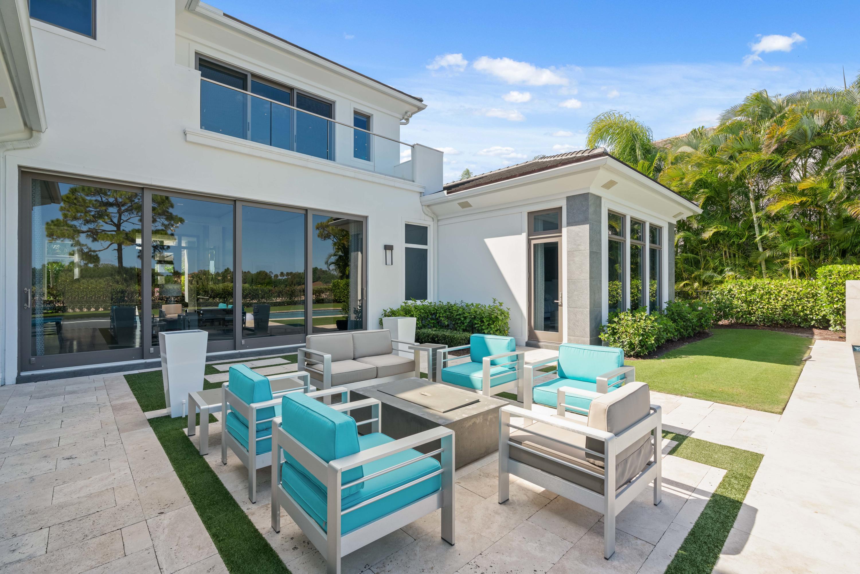 OLD PALM PL 4 - Residential