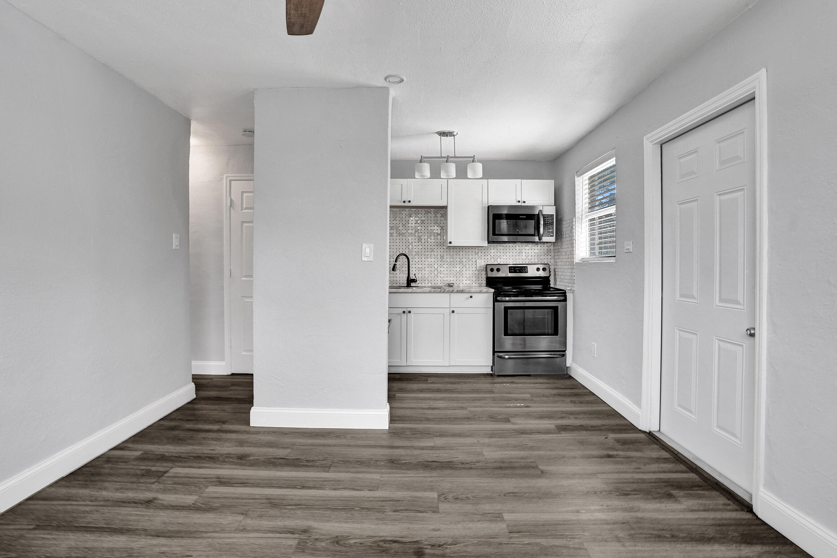 COLLIER CITY - Residential Income