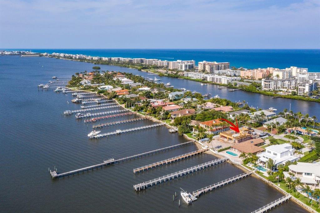 LAKE SHORES LANTANA - Residential