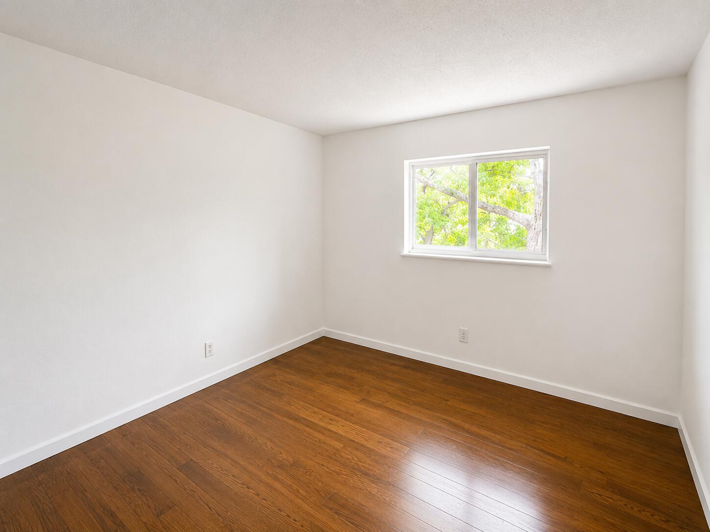 BLUEBERRY HILL I CONDO - Residential Lease