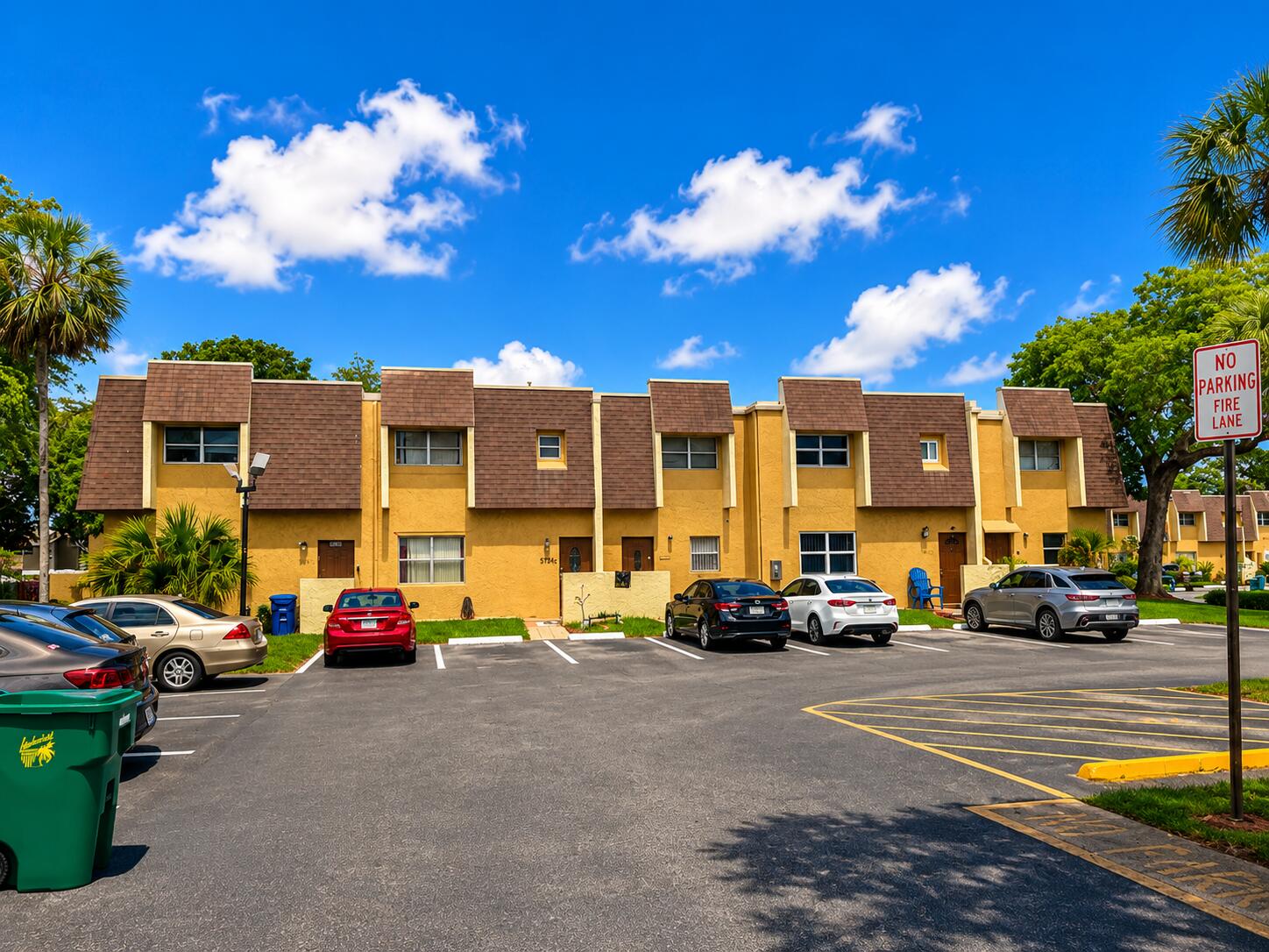 BLUEBERRY HILL I CONDO - Residential Lease