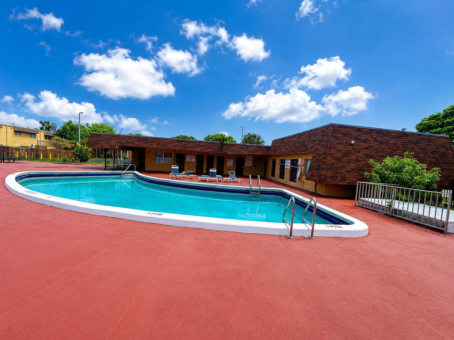 BLUEBERRY HILL I CONDO - Residential Lease