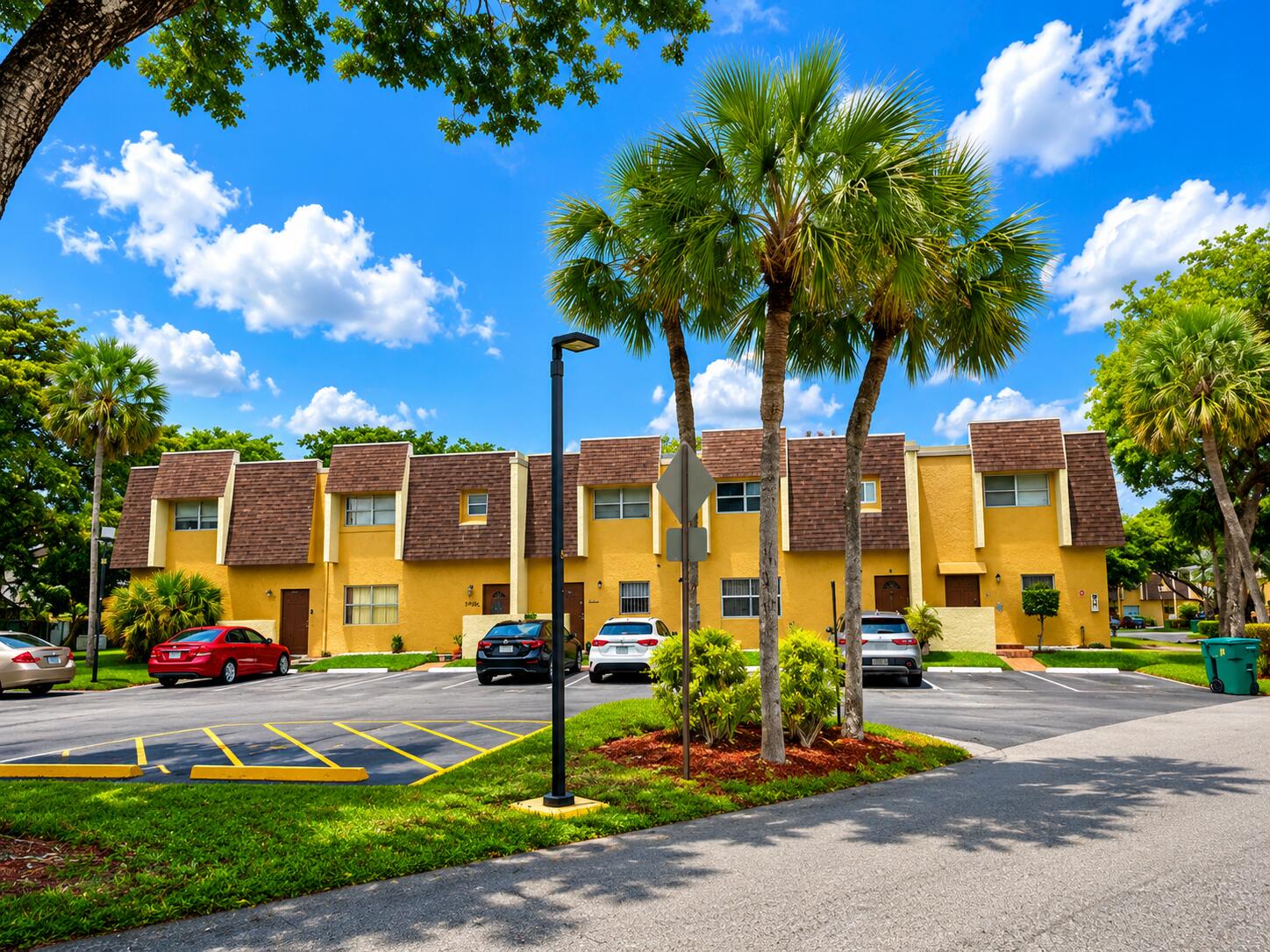 BLUEBERRY HILL I CONDO - Residential Lease