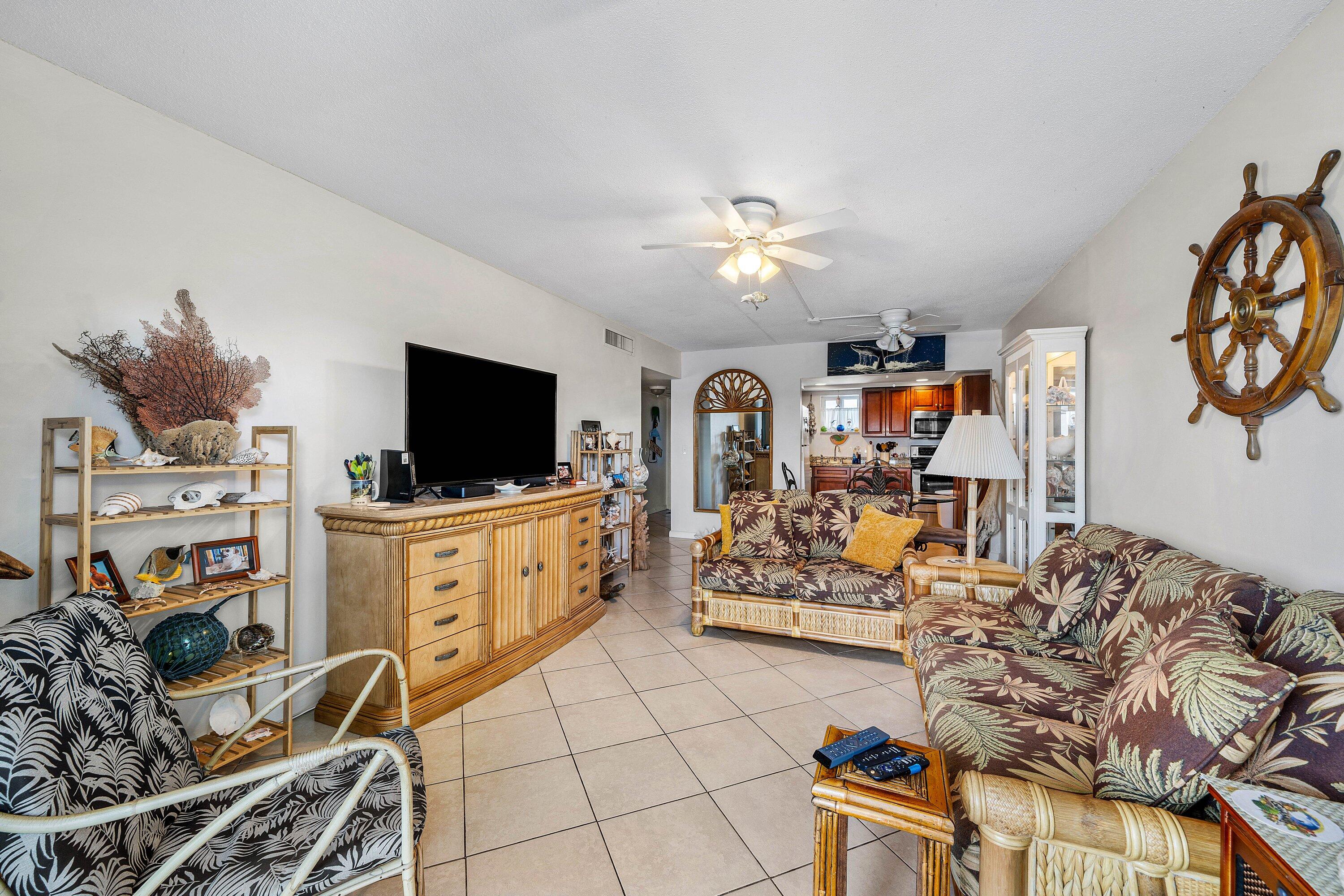 NORTH PALM BEACH VILLAGE - Residential Income