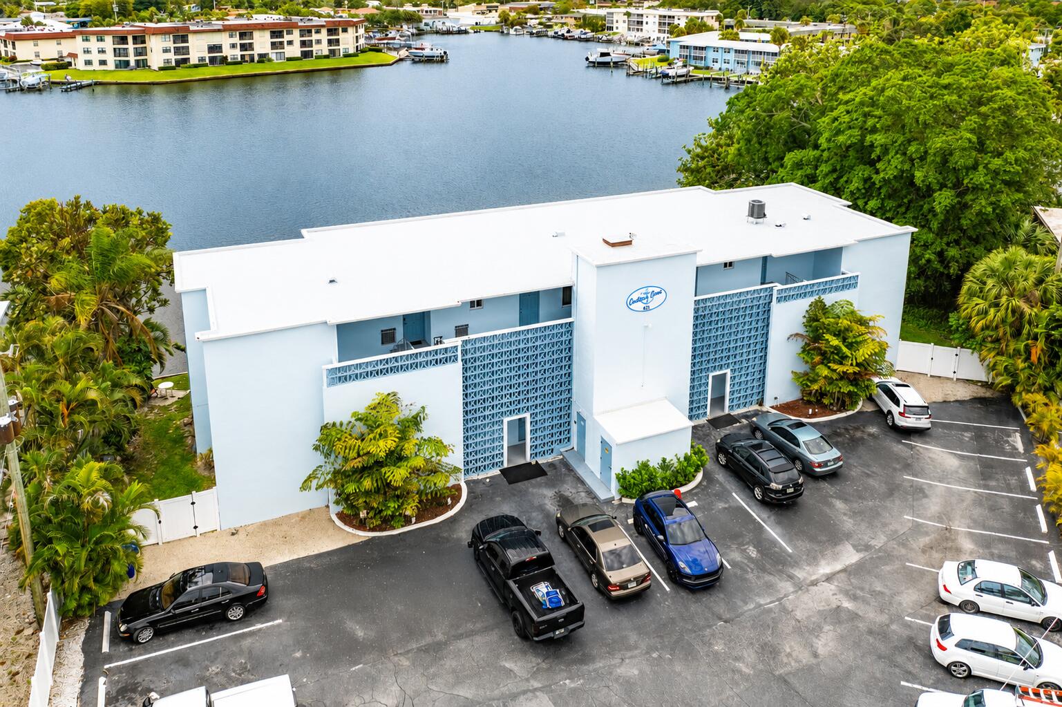 NORTH PALM BEACH VILLAGE - Residential Income