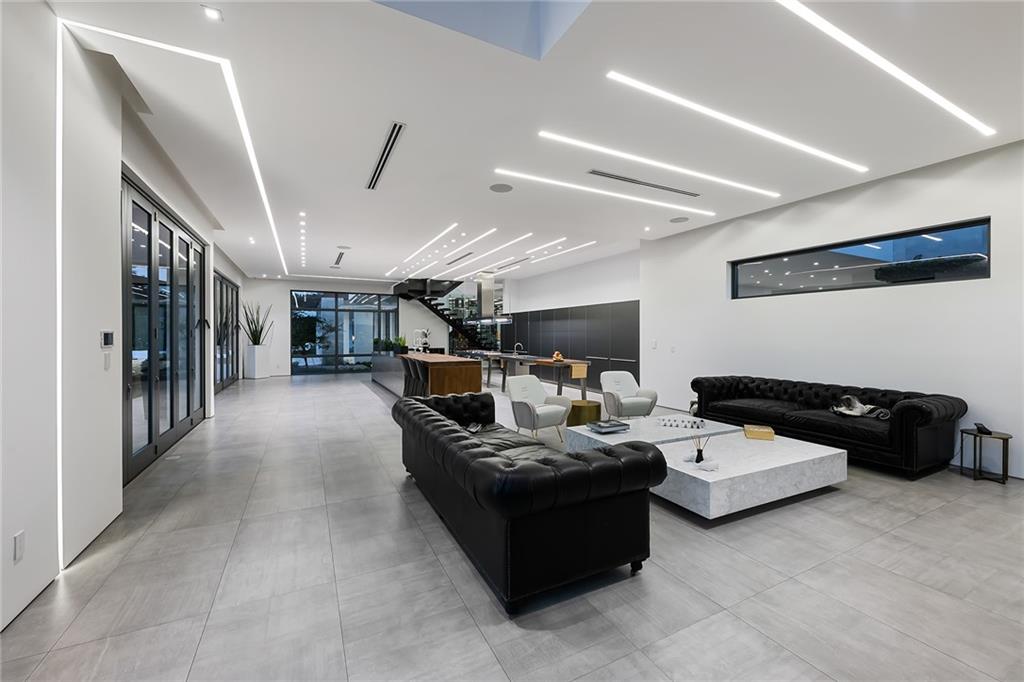 Hawks Landing - Residential