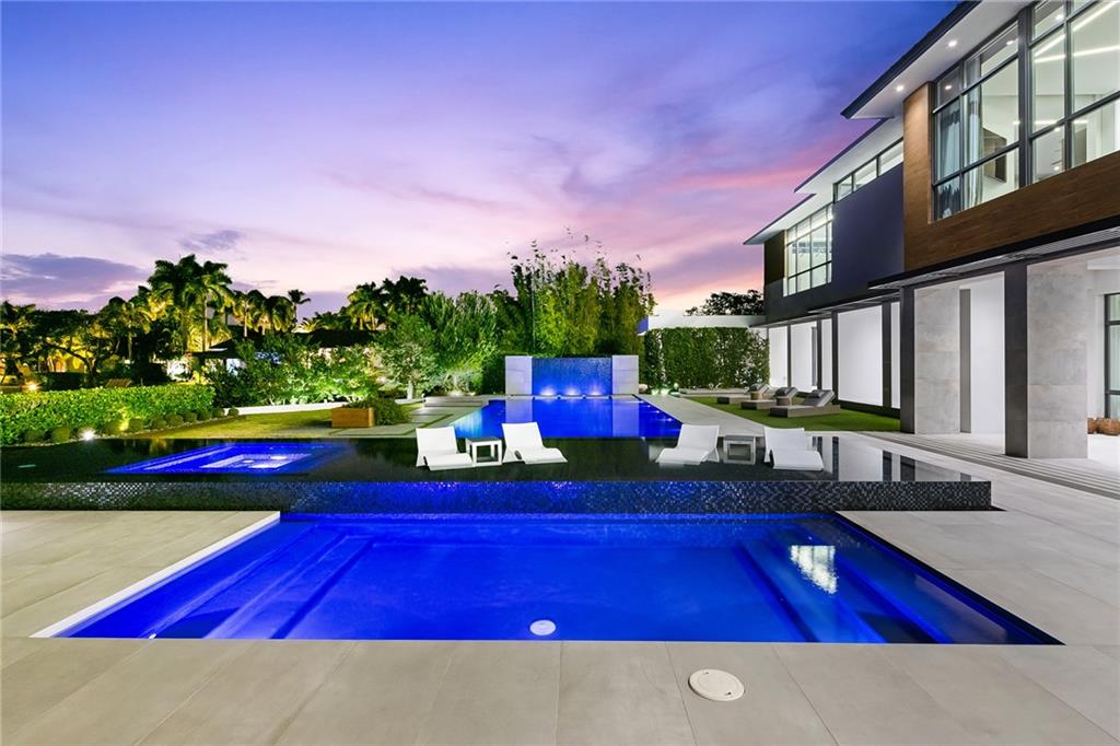 Hawks Landing - Residential