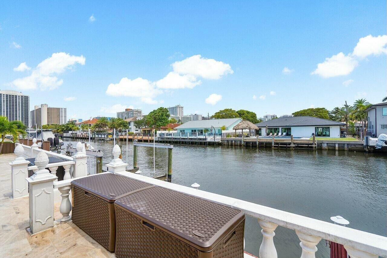 BERMUDA RIVIERA - Residential
