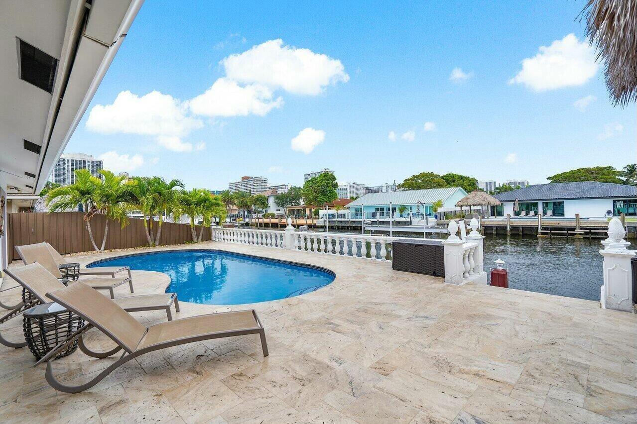 BERMUDA RIVIERA - Residential