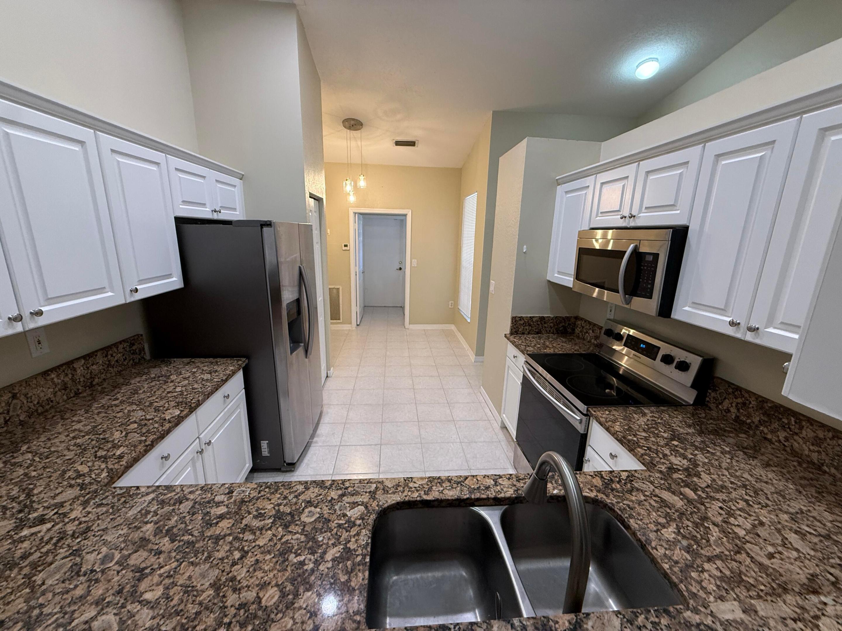 REGENCY HOMES AT SUNRISE - Residential Lease