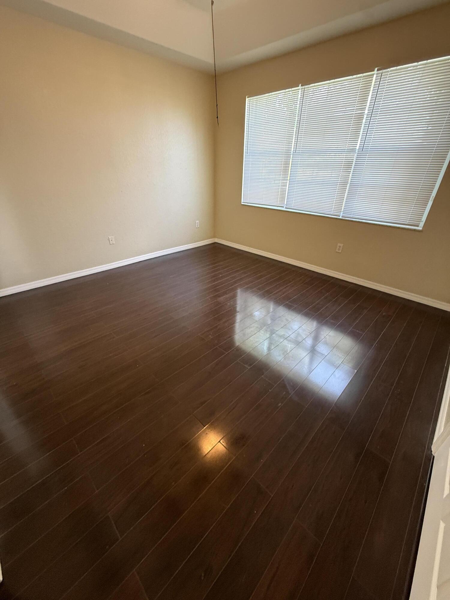 REGENCY HOMES AT SUNRISE - Residential Lease