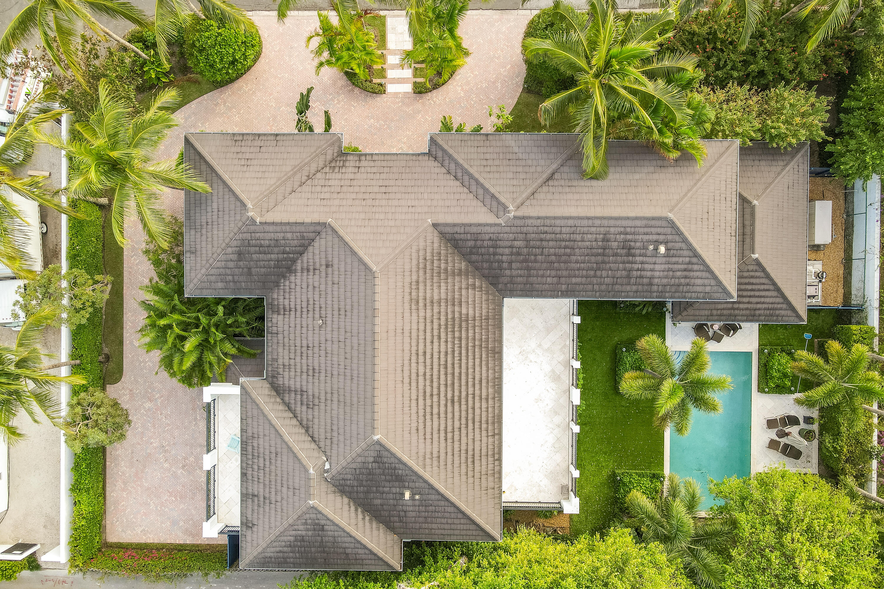 RUSSLYN EXTENSION - Residential