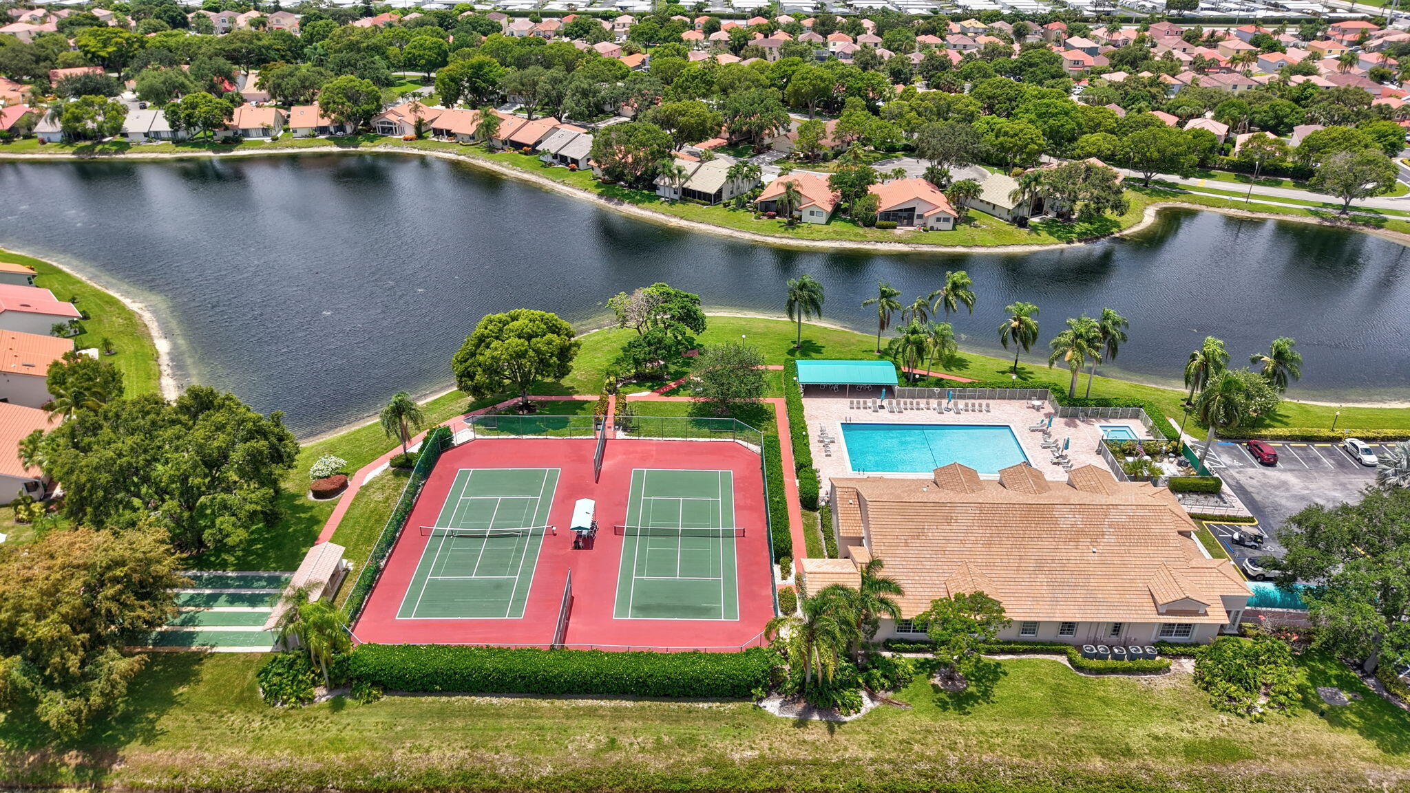WINDWARD PALM BEACH - Residential