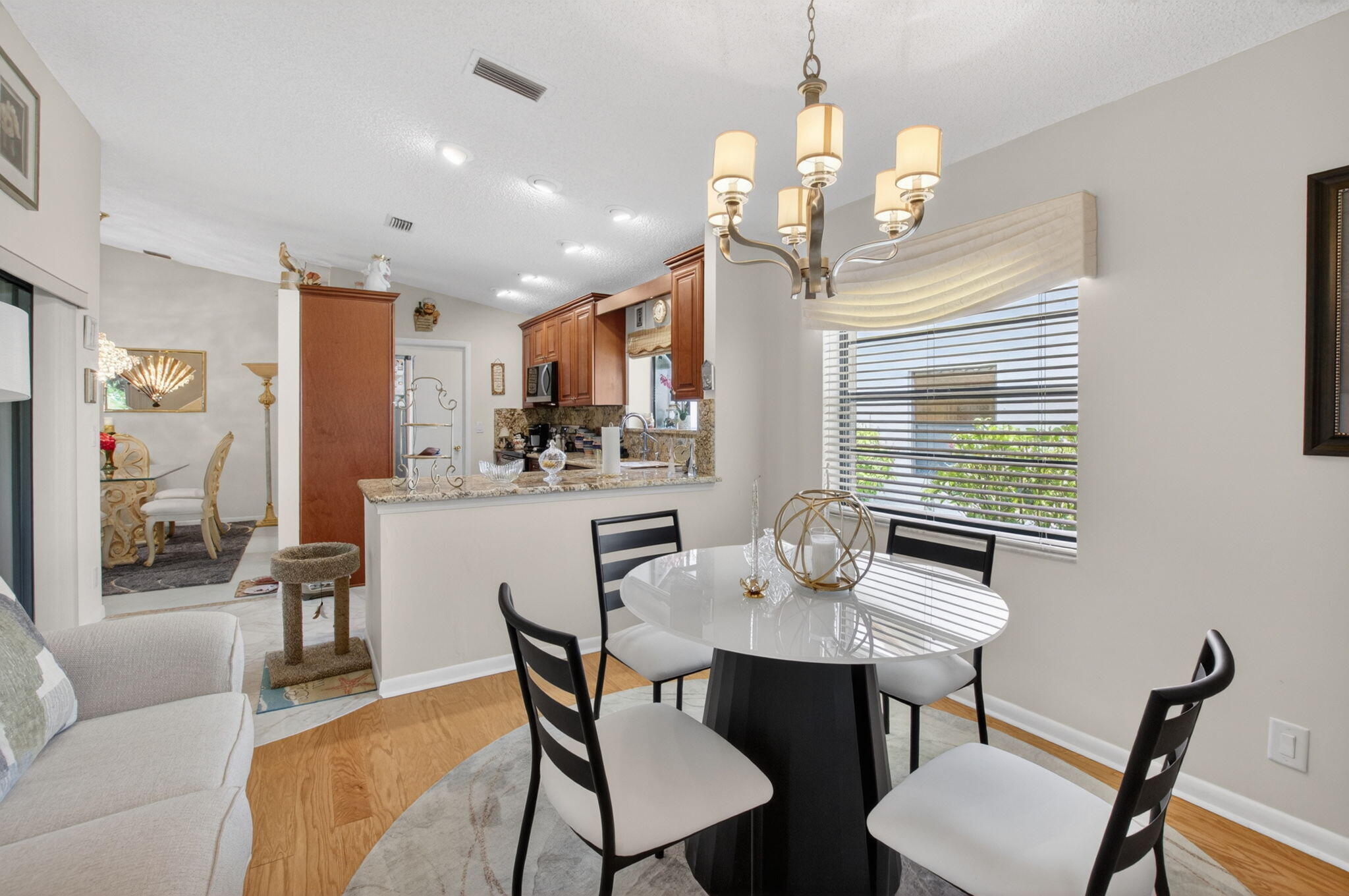WINDWARD PALM BEACH - Residential