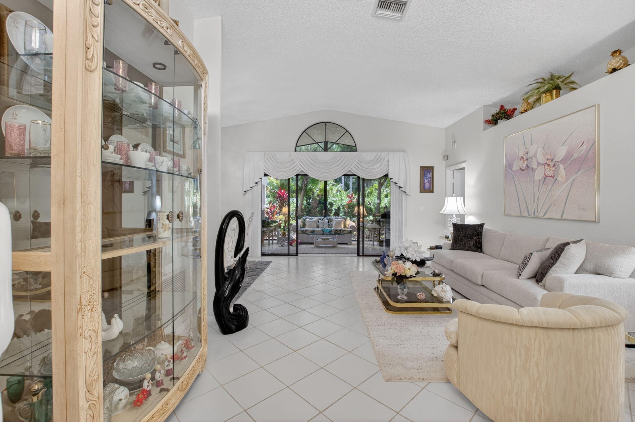 WINDWARD PALM BEACH - Residential