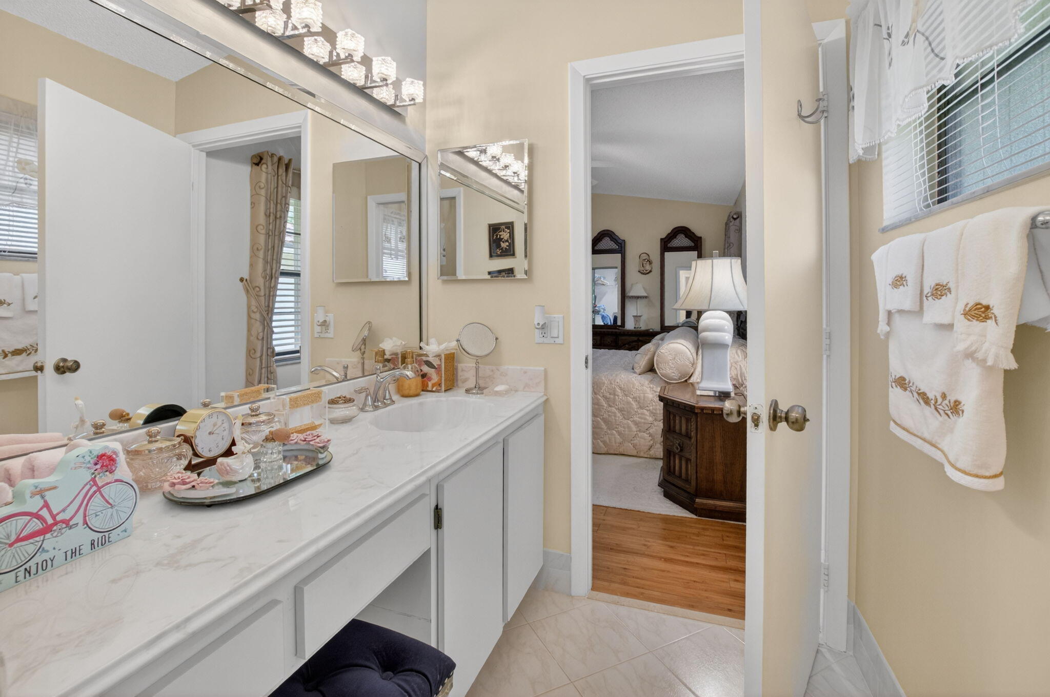 WINDWARD PALM BEACH - Residential