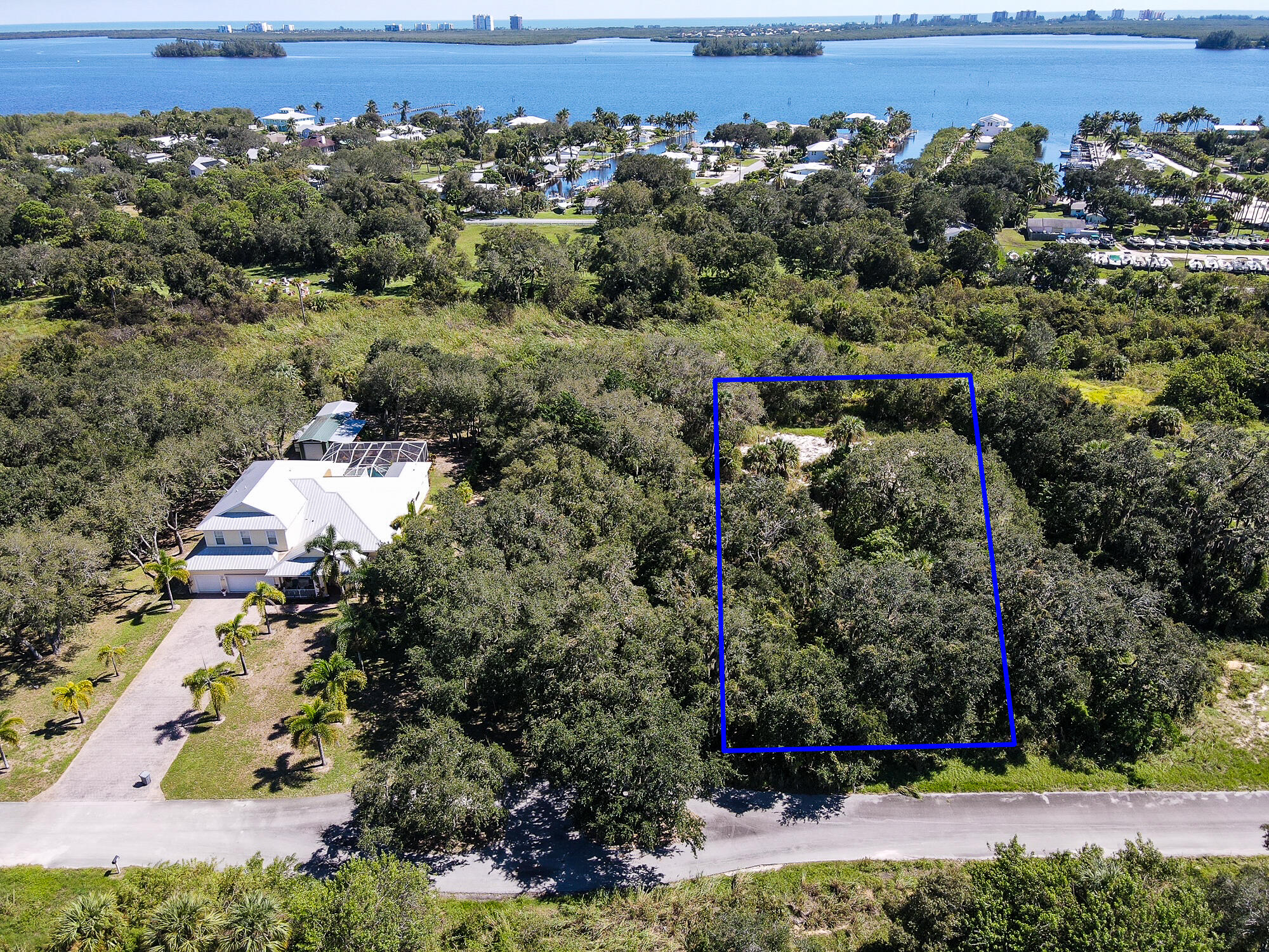MARINER OAKS VILLAGE - Land