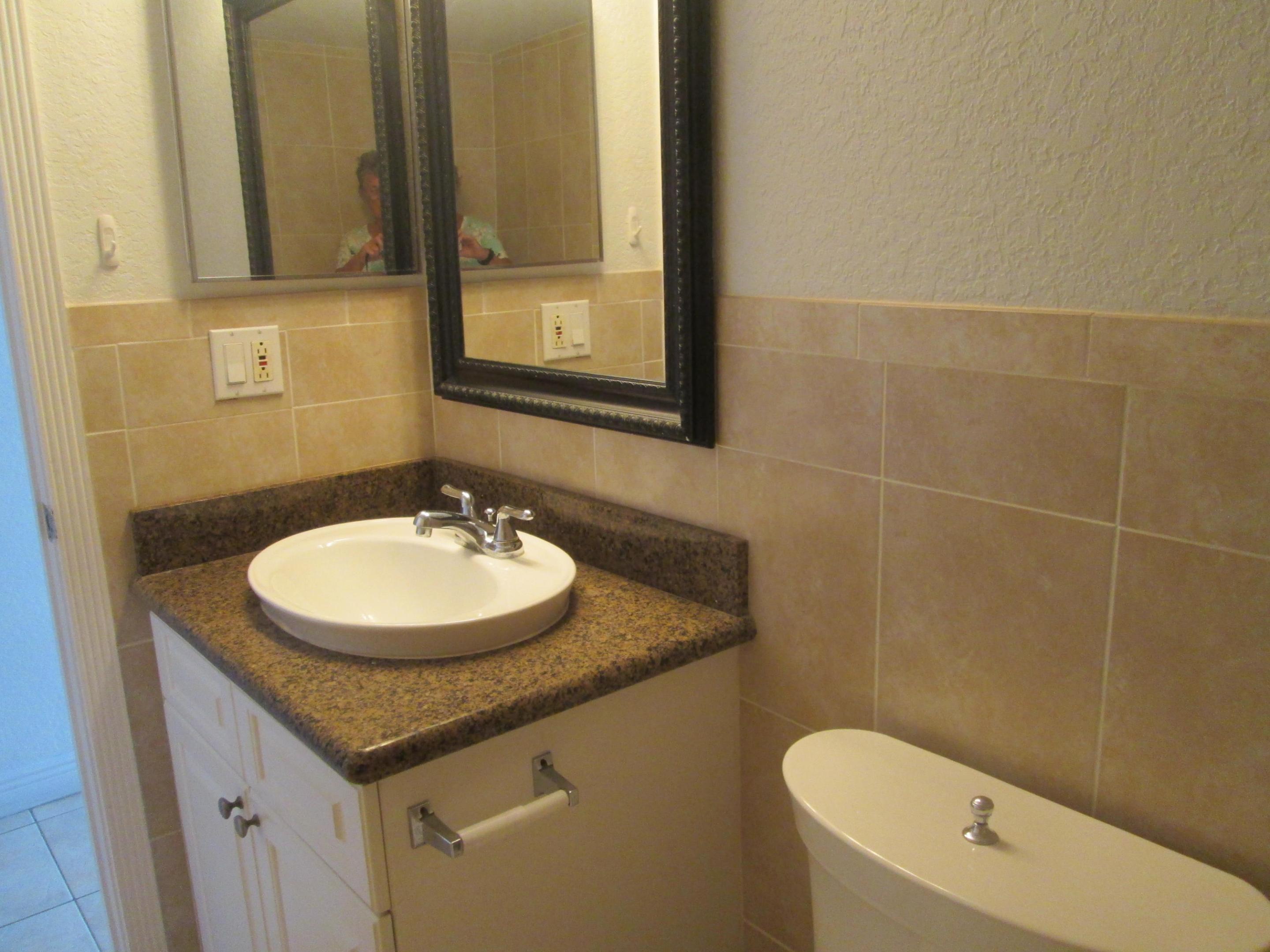 ALMONT VILLAS CONDO - Residential Lease