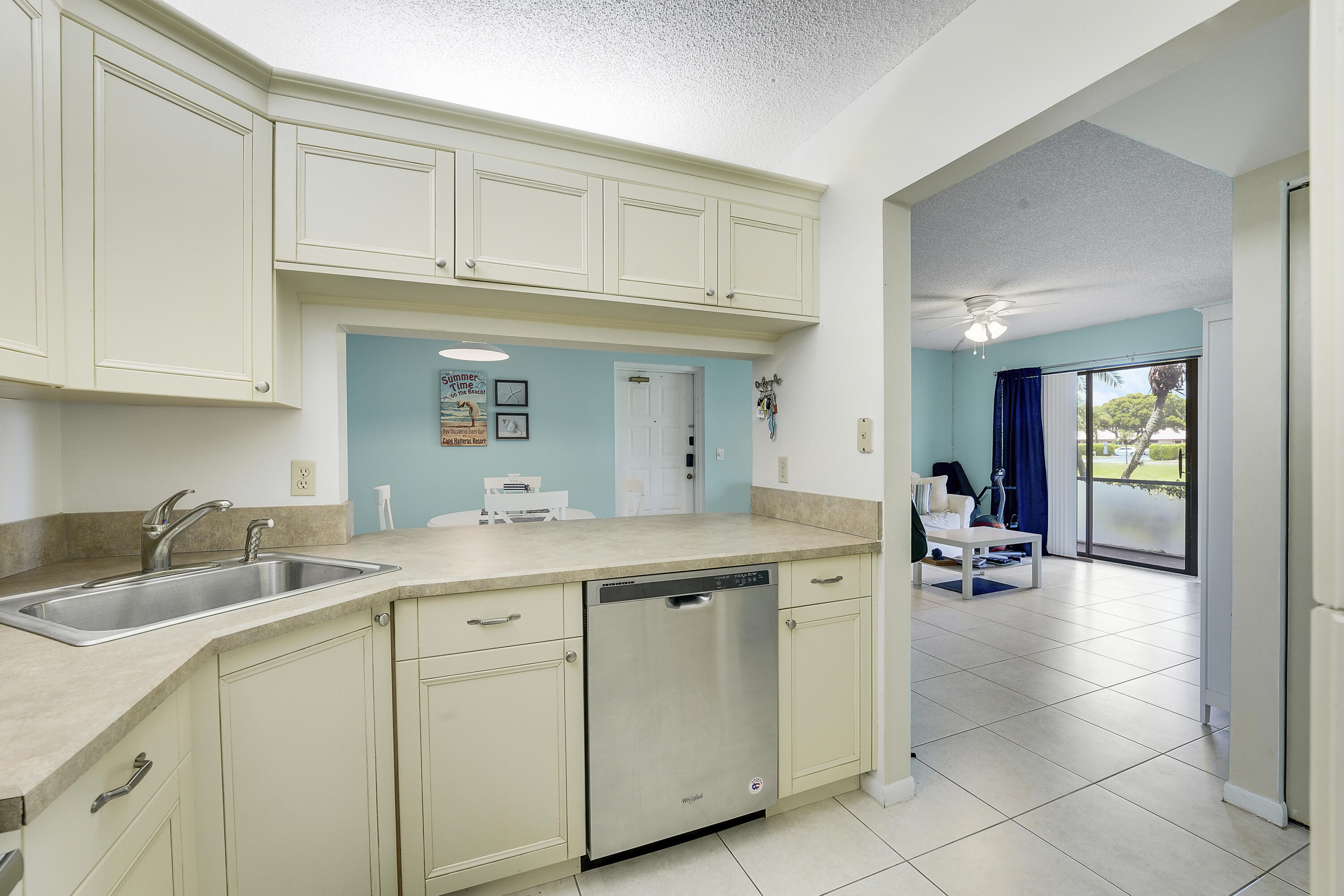 PALM CLUB VILLAGE II CONDO - Residential
