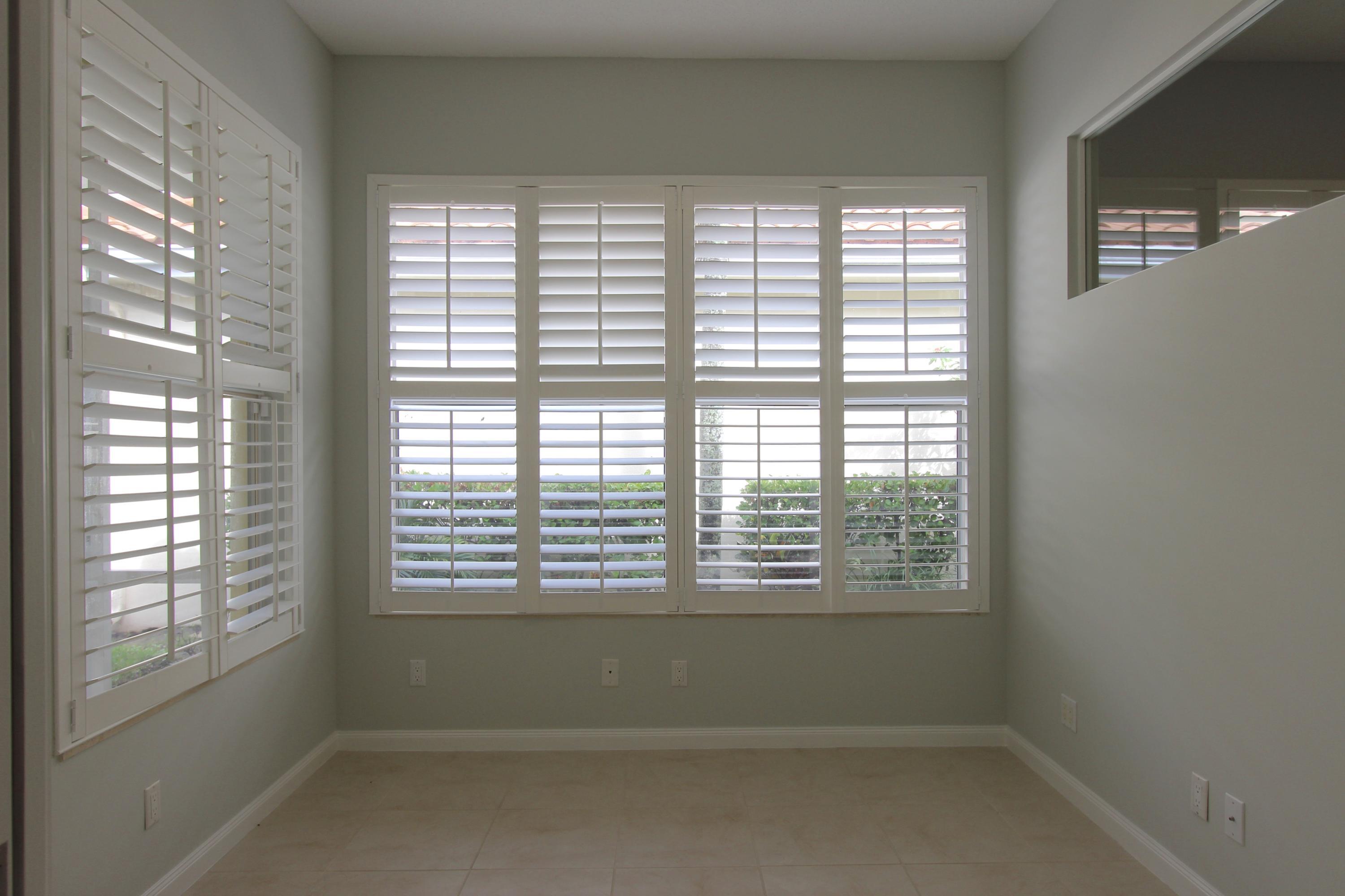 HAMPTONS AT MAPLEWOOD - Residential Lease